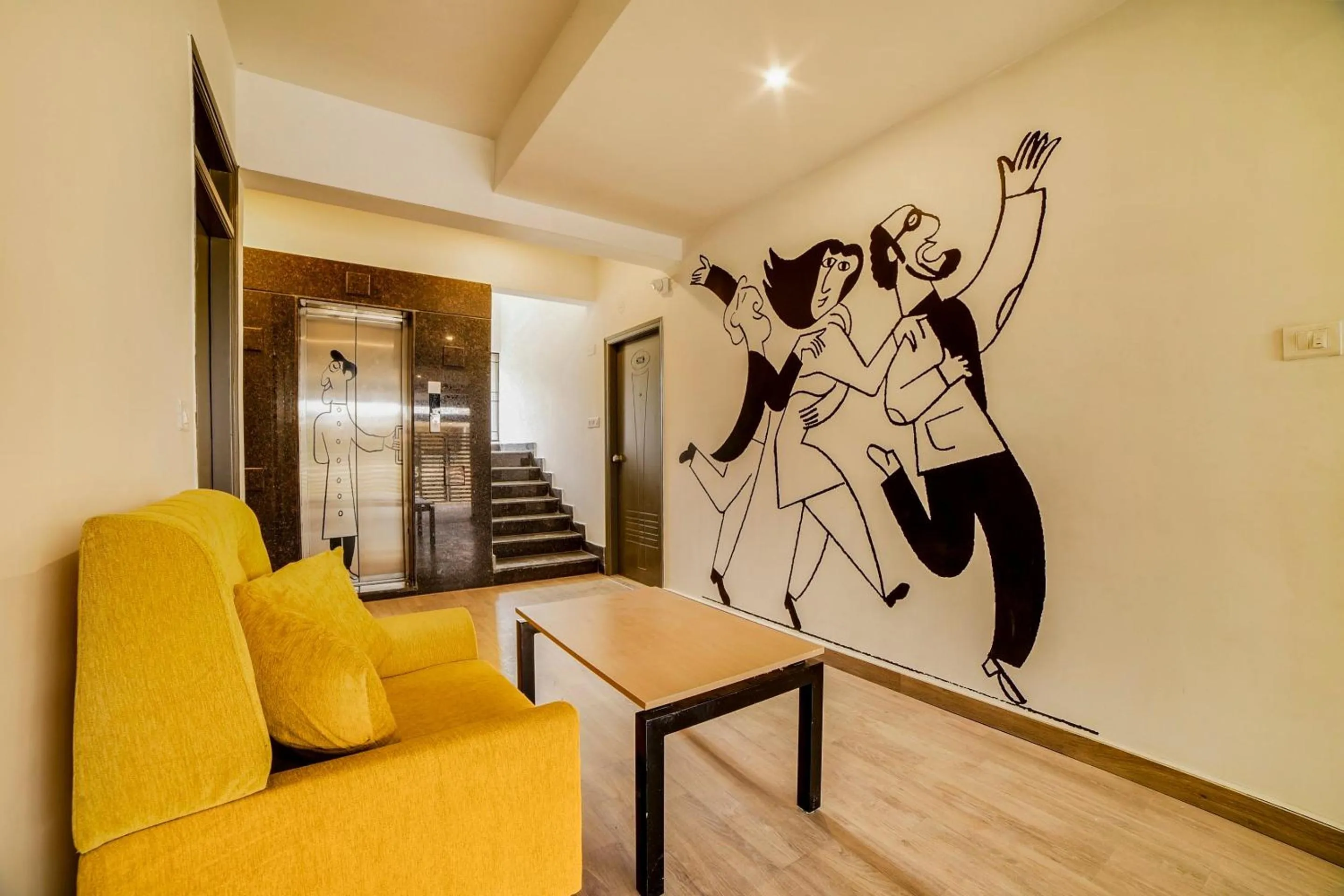 Lobby or reception in Townhouse Sarvar Hospitality Near Ascendas Park Square Mall