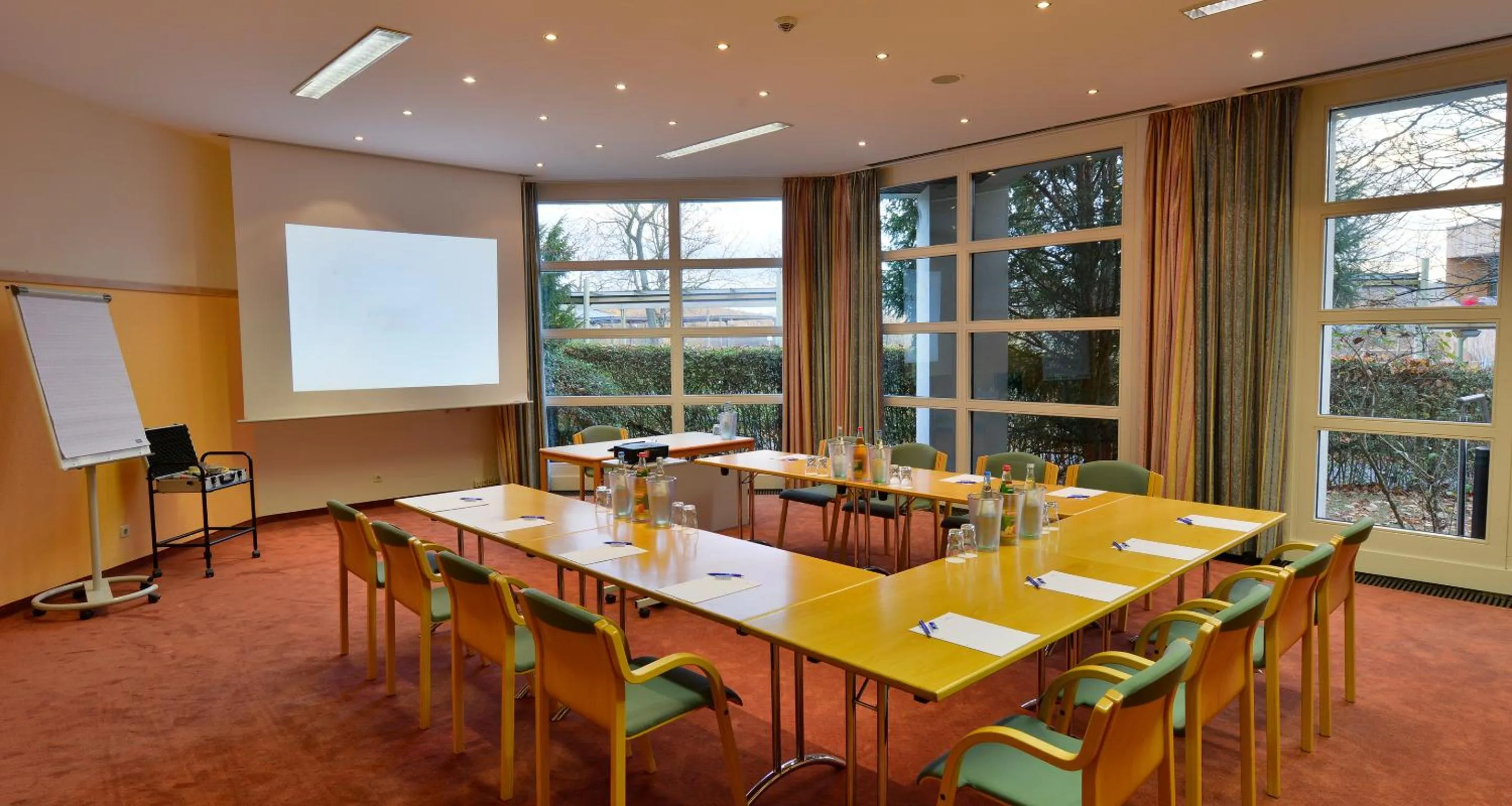 Meeting/conference room in PLAZA INN Leonberg
