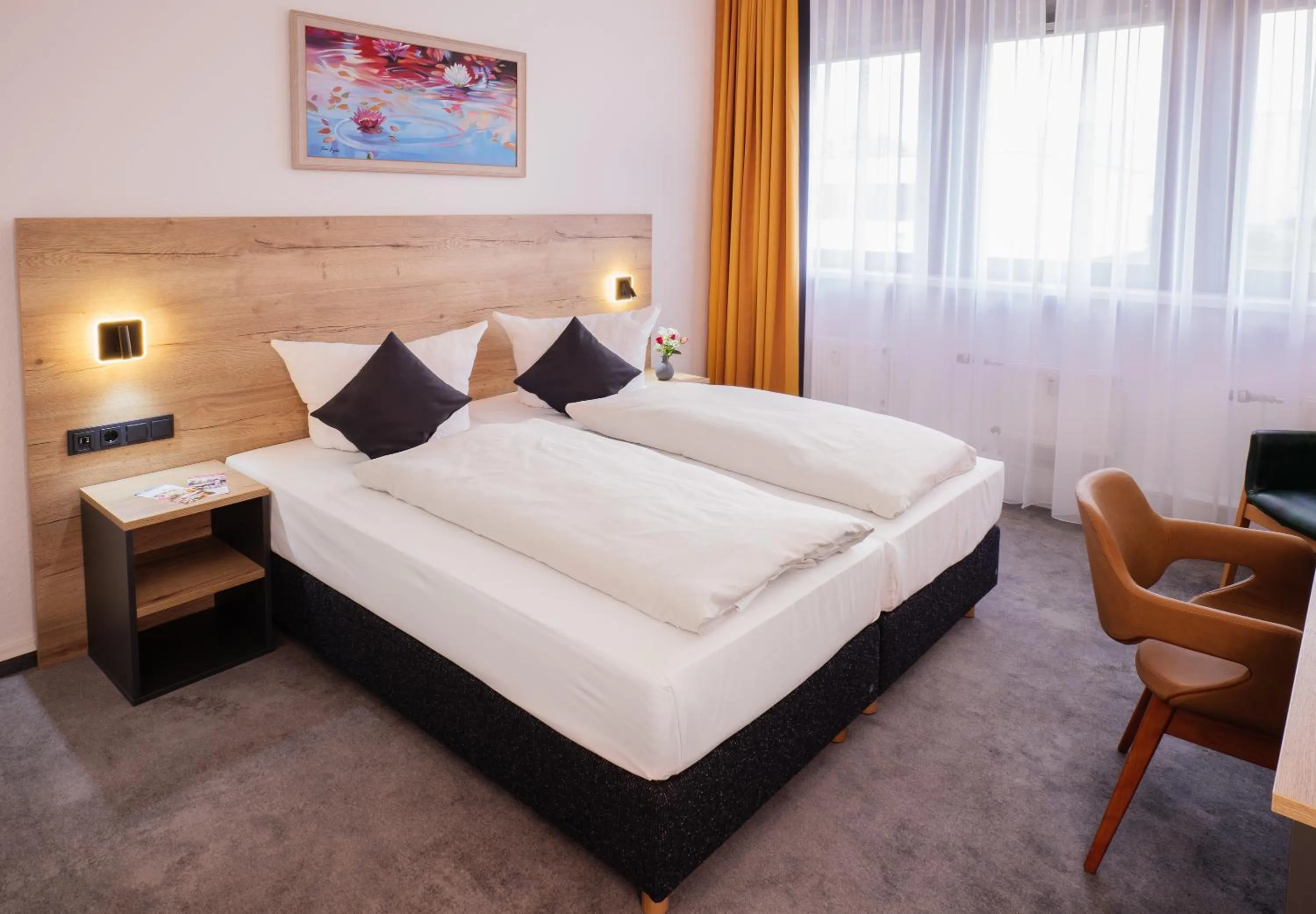 Photo of the whole room, Bed in Best Western Comfort Business Hotel Düsseldorf-Neuss