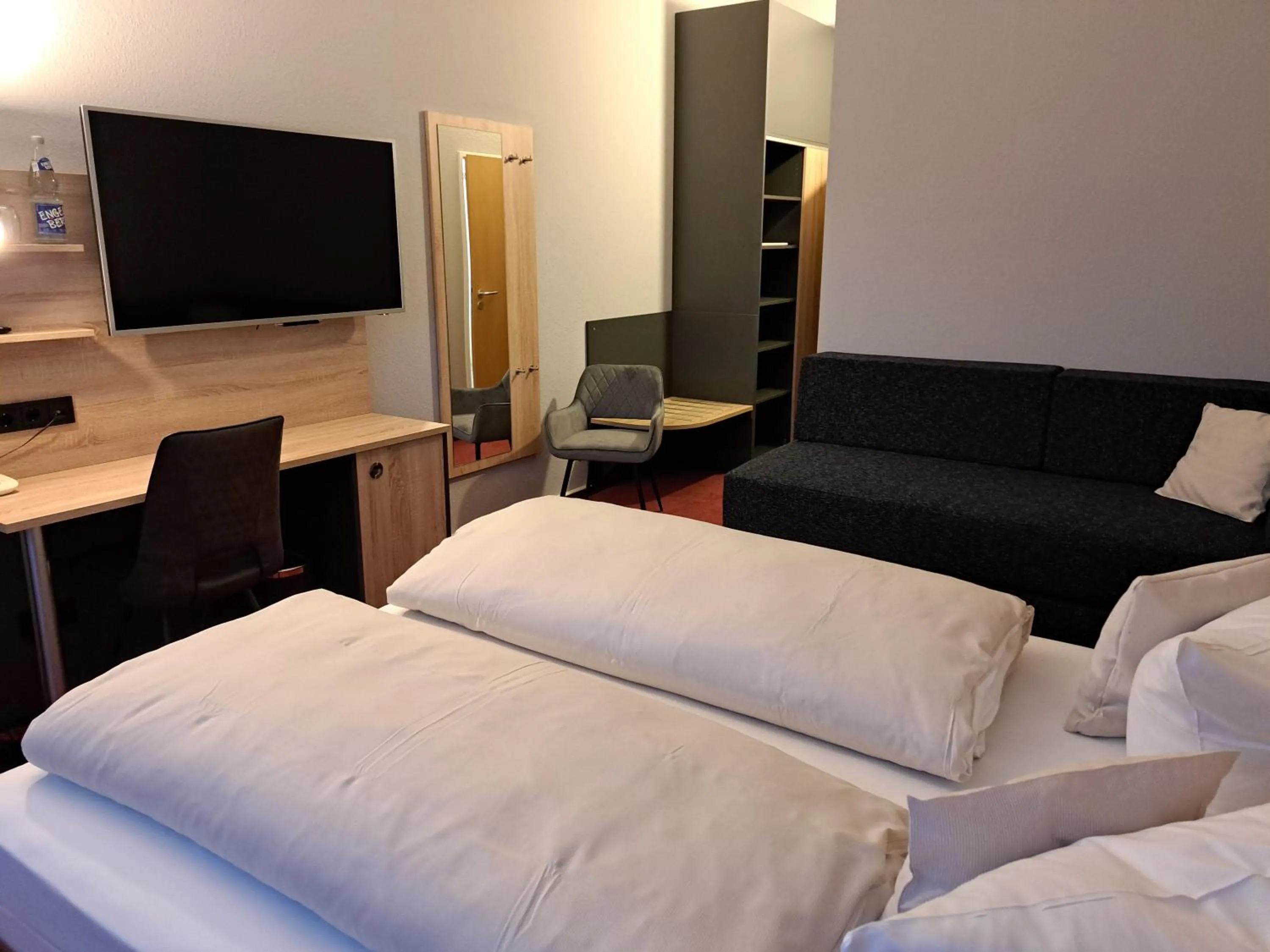 Photo of the whole room, Bed in Best Western Comfort Business Hotel Düsseldorf-Neuss