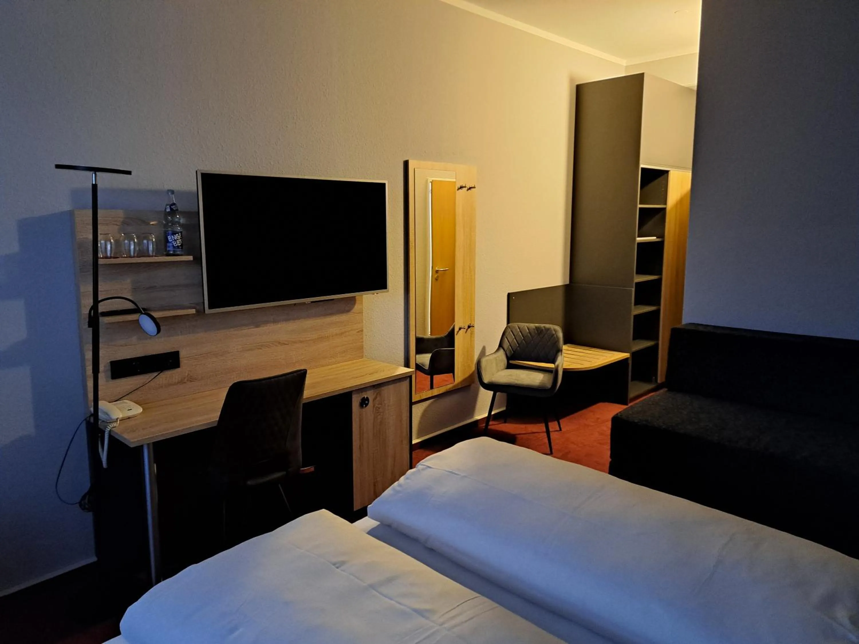 Photo of the whole room, Bed in Best Western Comfort Business Hotel Düsseldorf-Neuss
