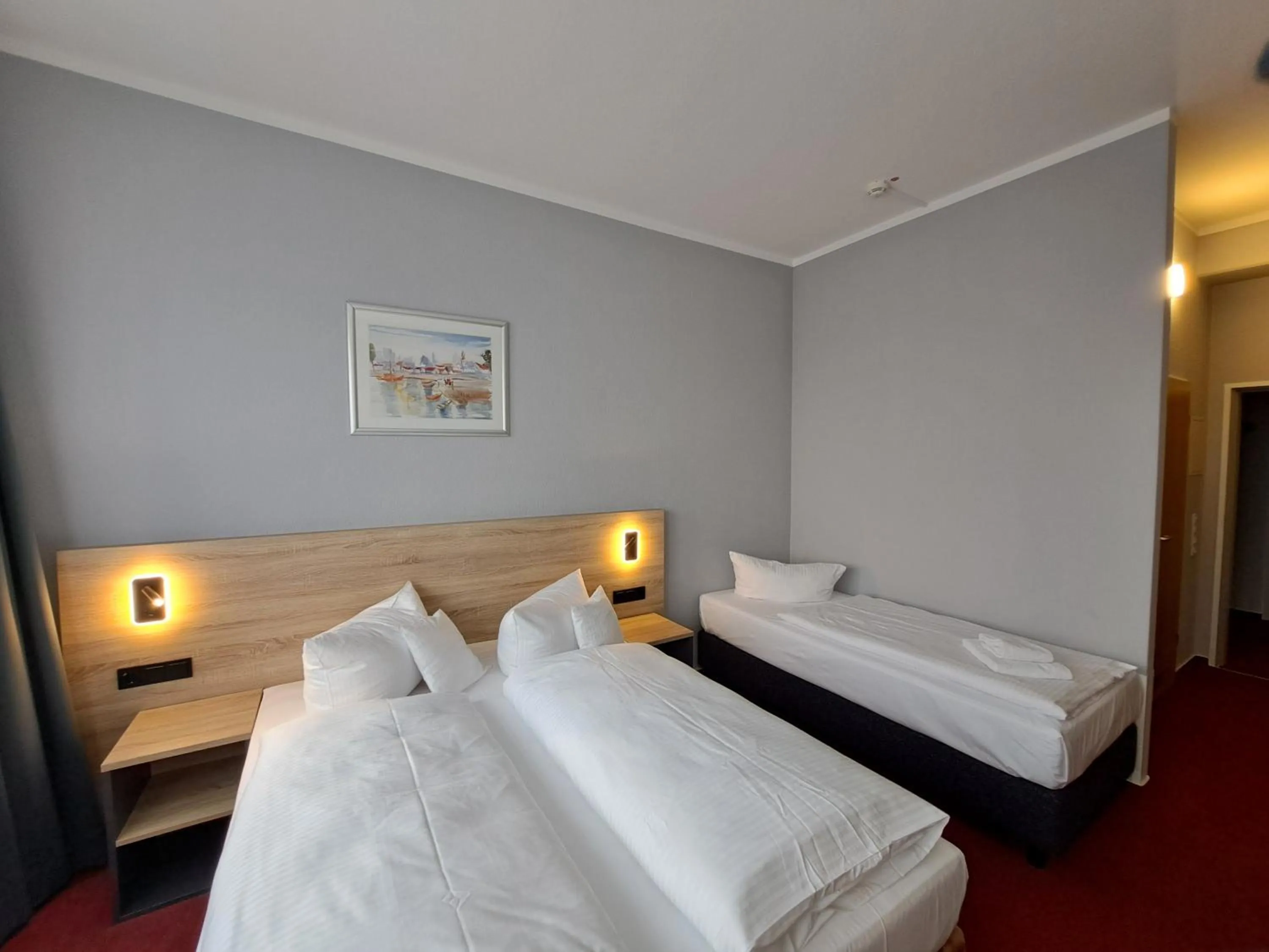 Photo of the whole room, Bed in Best Western Comfort Business Hotel Düsseldorf-Neuss