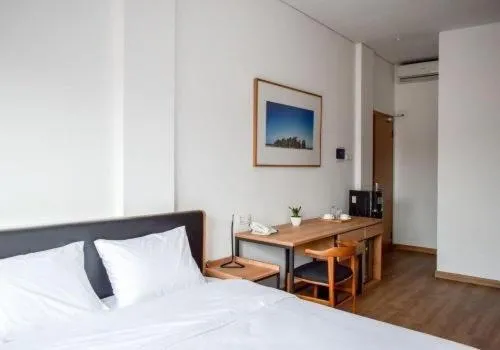 Bed in Rumanami Residence