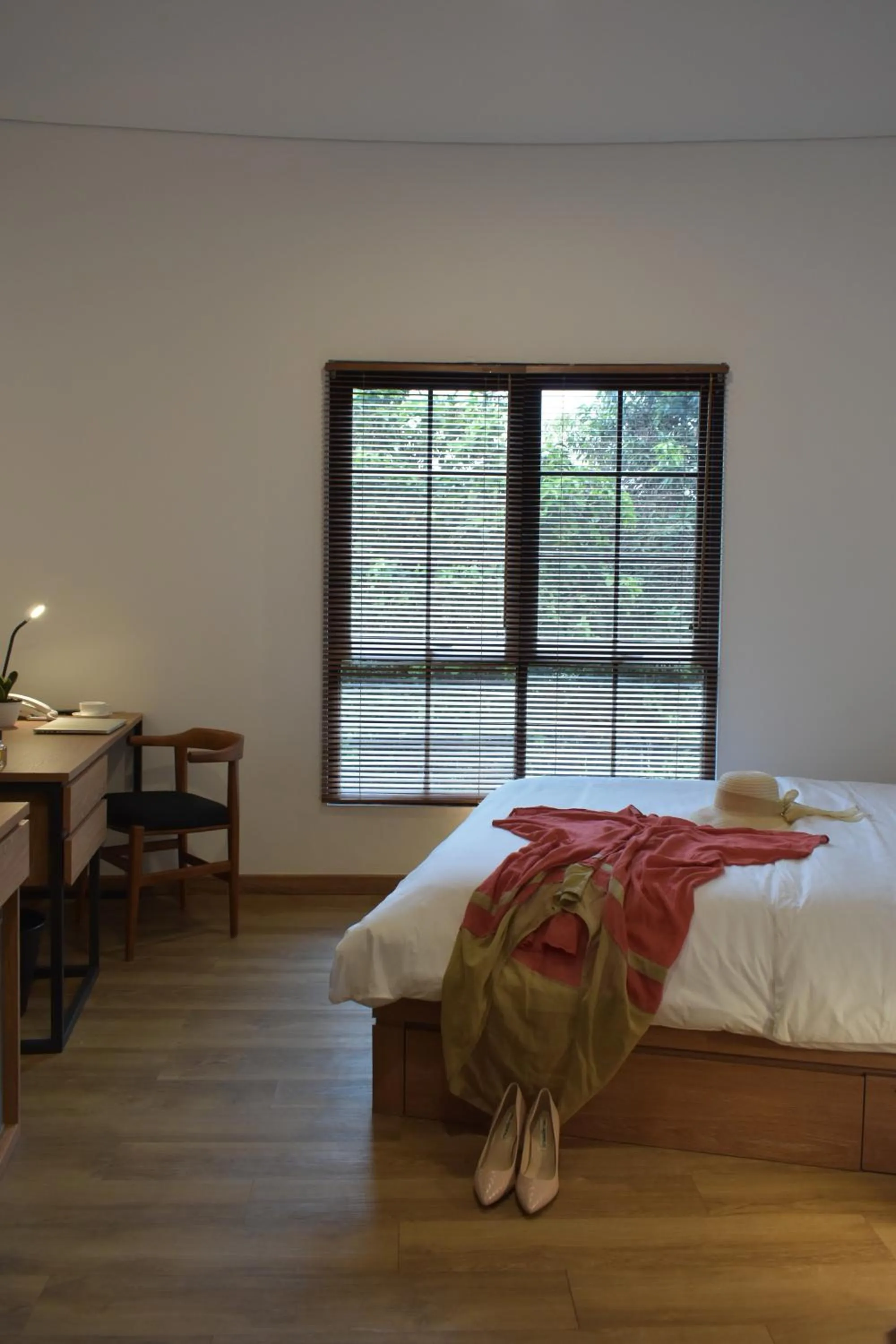 Bed in Rumanami Residence