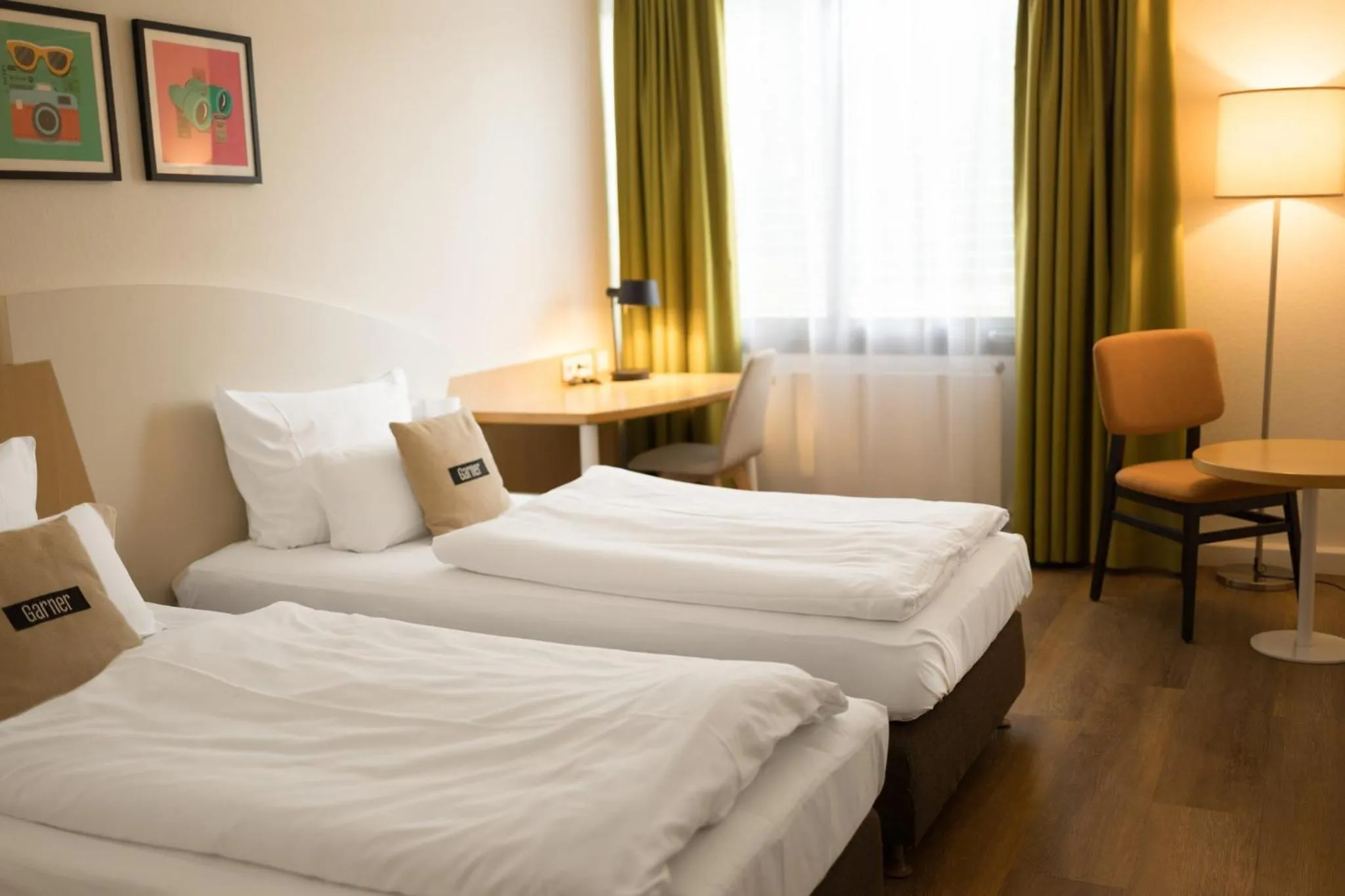 Photo of the whole room, Bed in Garner Hotel Erlangen Süd by IHG