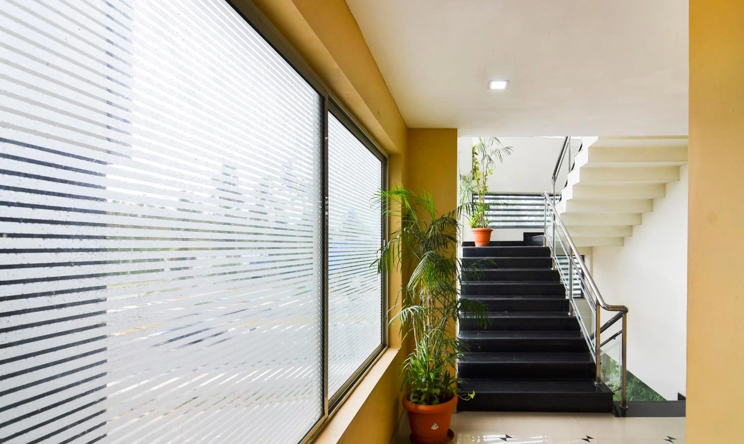 Lobby or reception in Itsy Hotels Platinum Inn