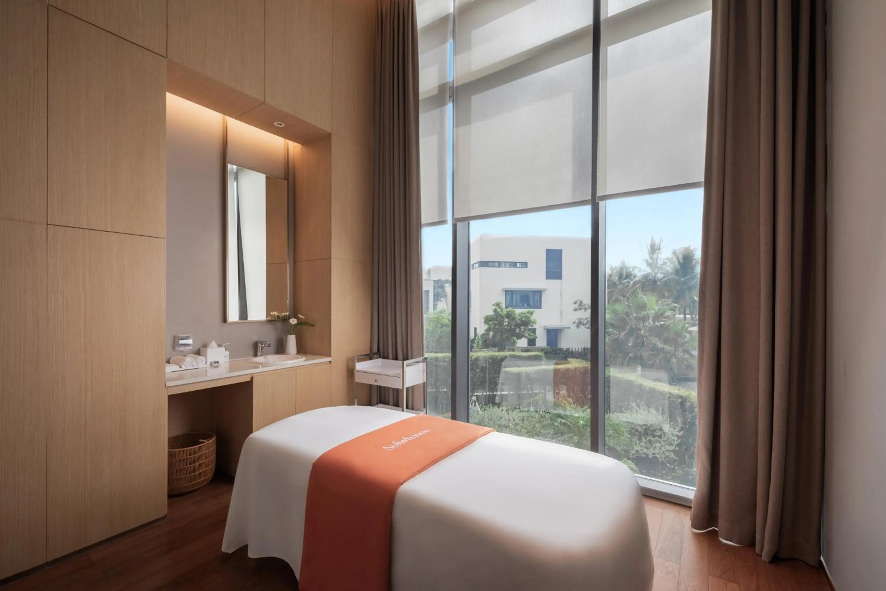 Spa and wellness centre/facilities, Bed in Shilla Monogram Danang