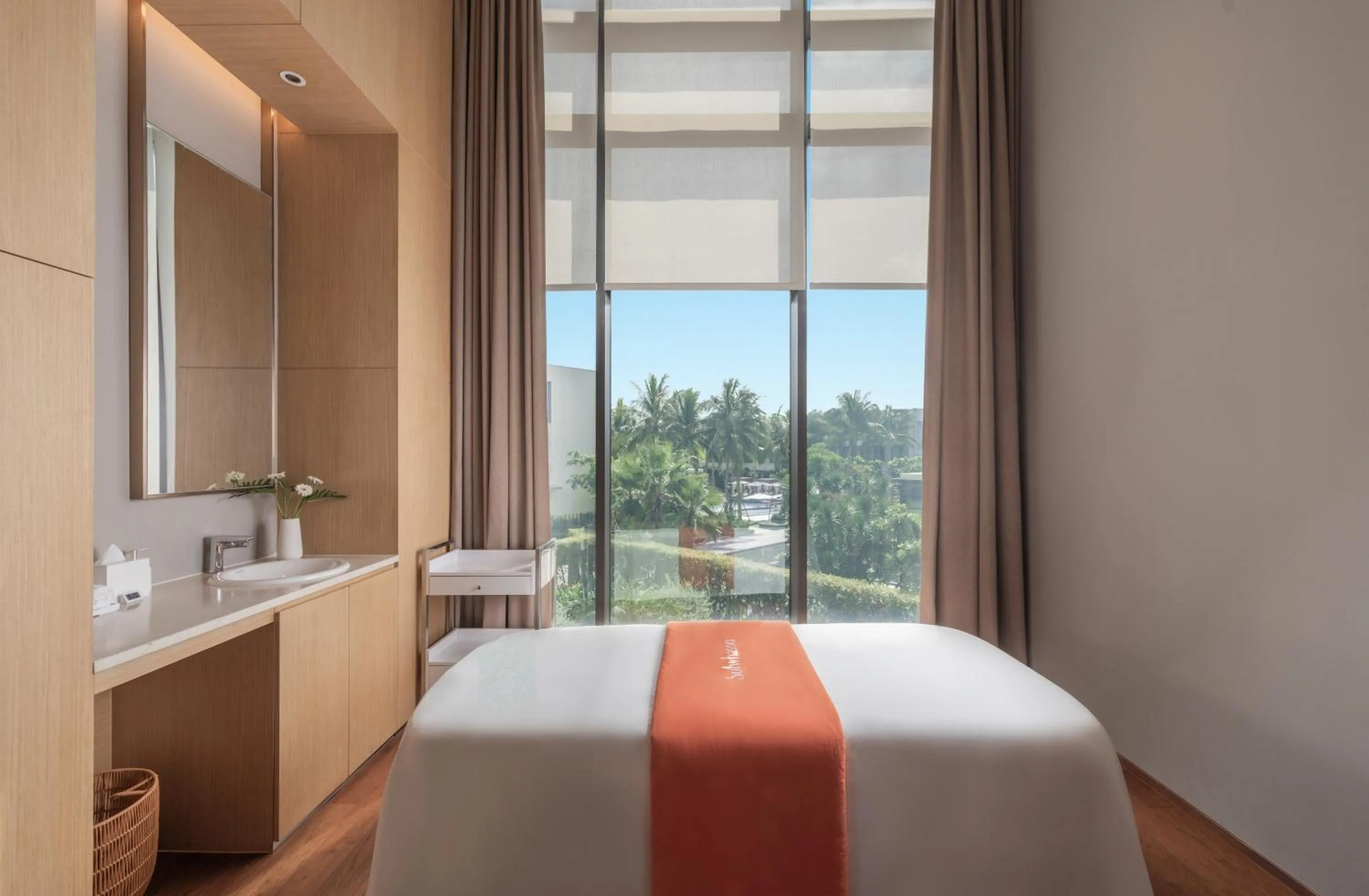 Spa and wellness centre/facilities, Bed in Shilla Monogram Danang