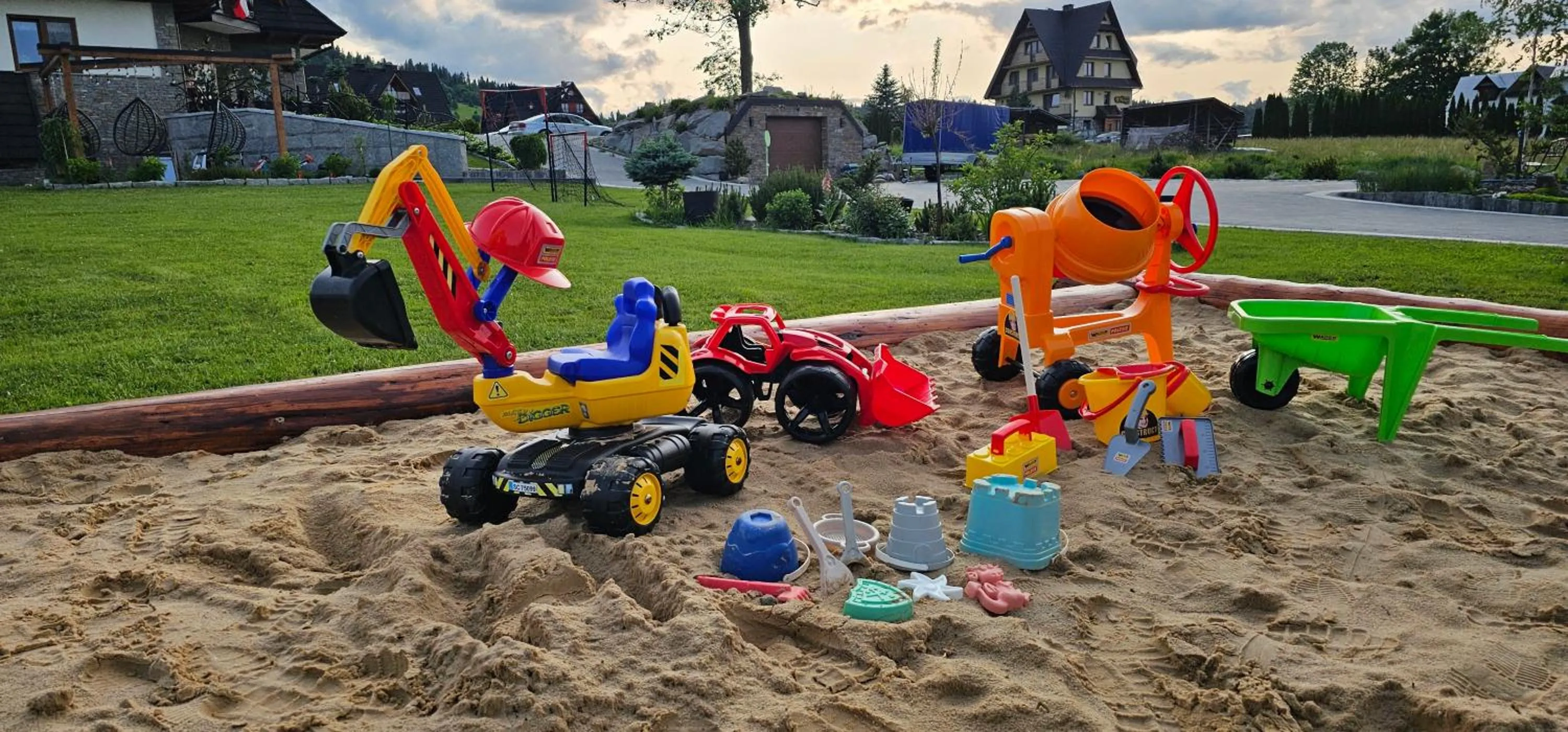 Children play ground in Rezydencja Markowy Dworek