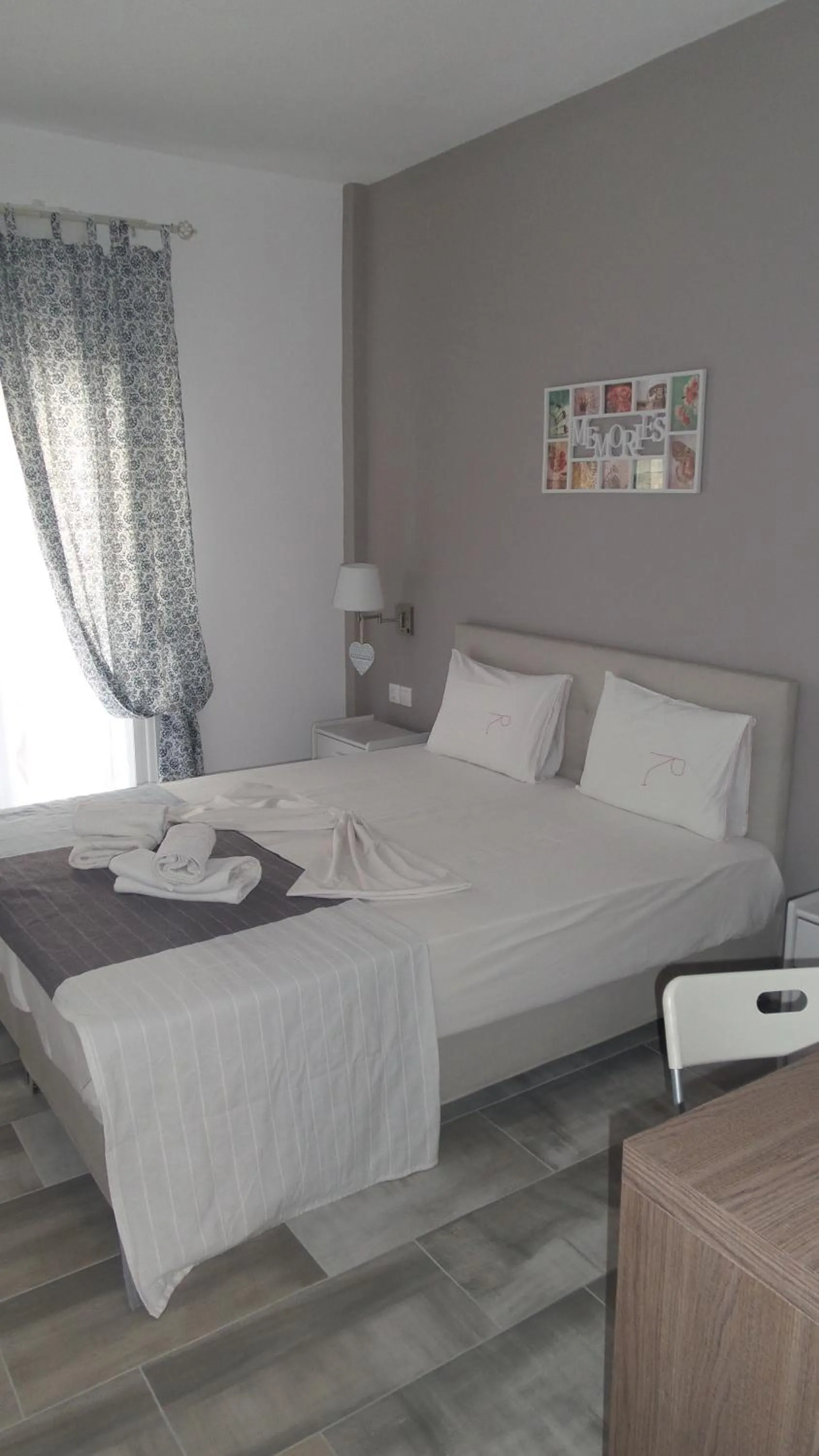 Double Room with Balcony and Sea View in House Roula