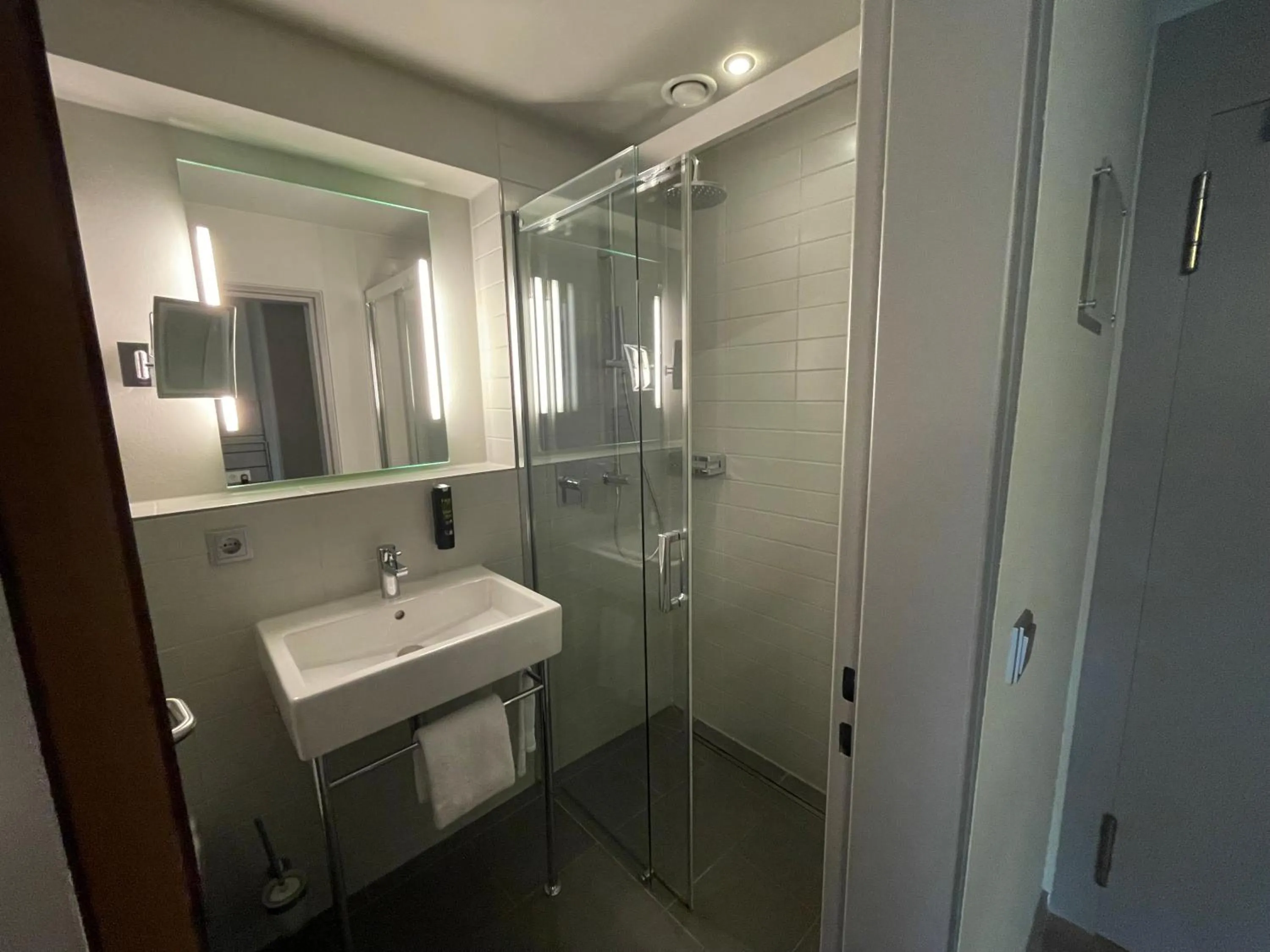 Shower in Schlosshotel Monrepos