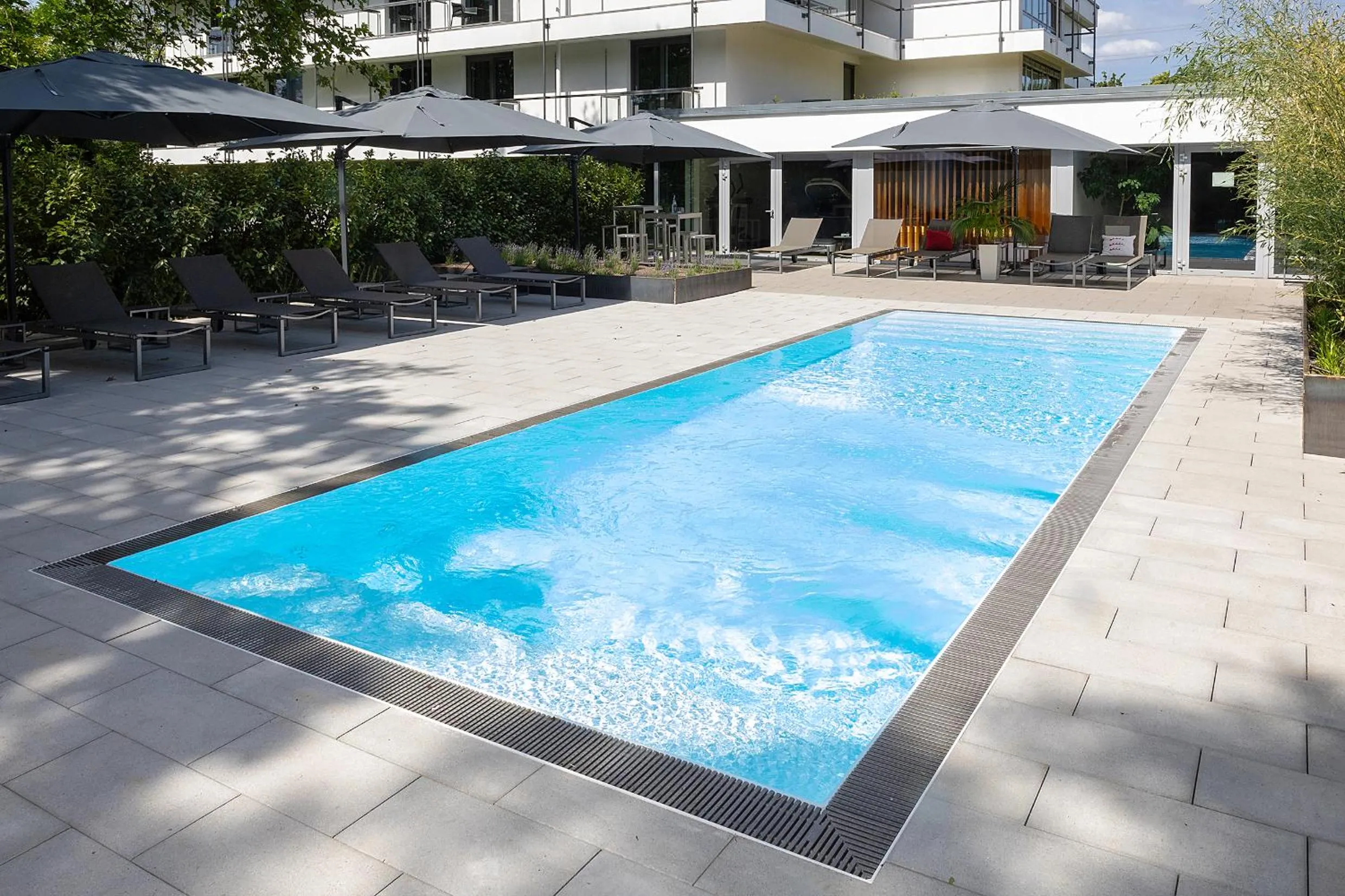 Swimming pool in Schlosshotel Monrepos