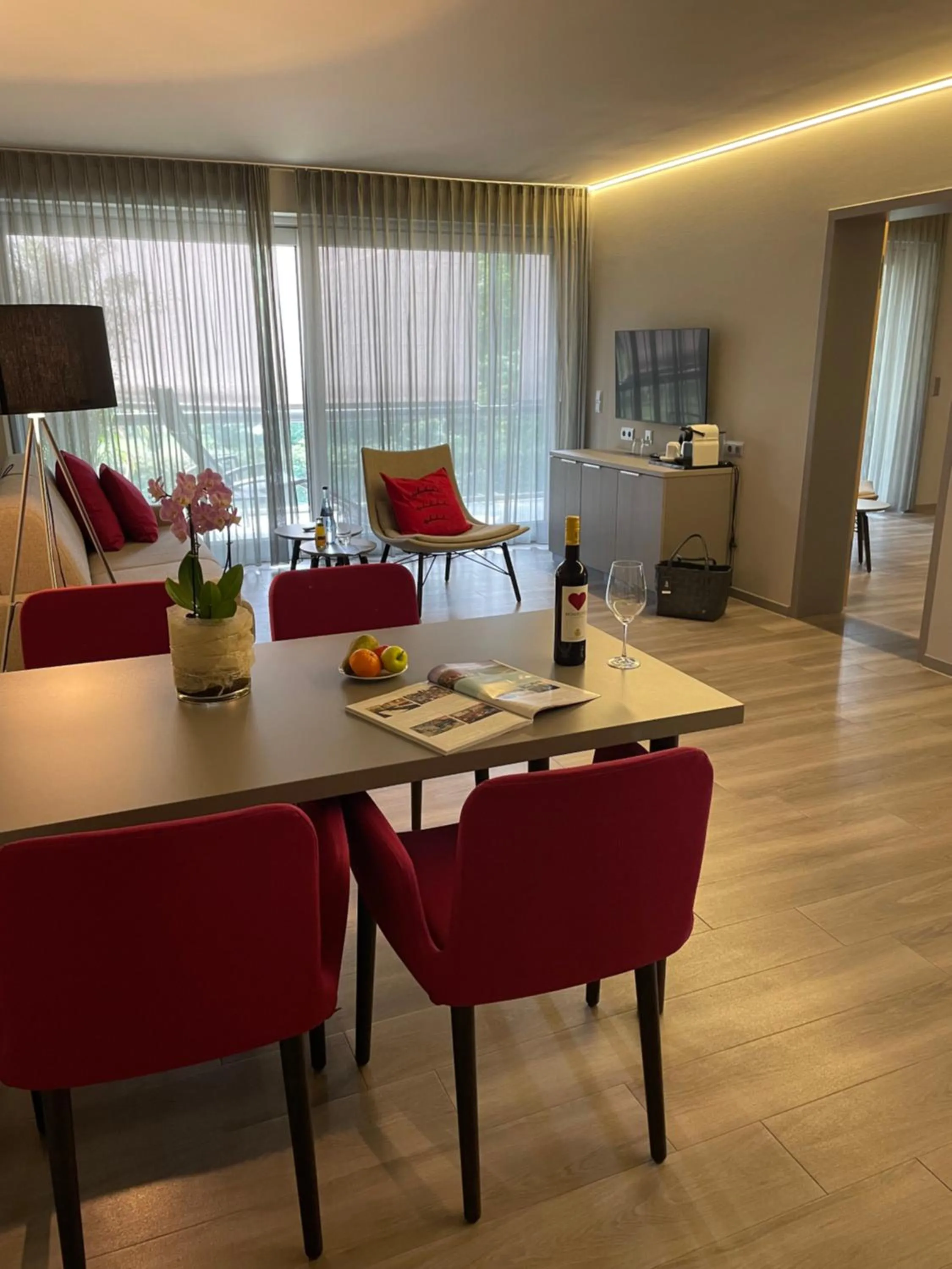 Seating area in Schlosshotel Monrepos