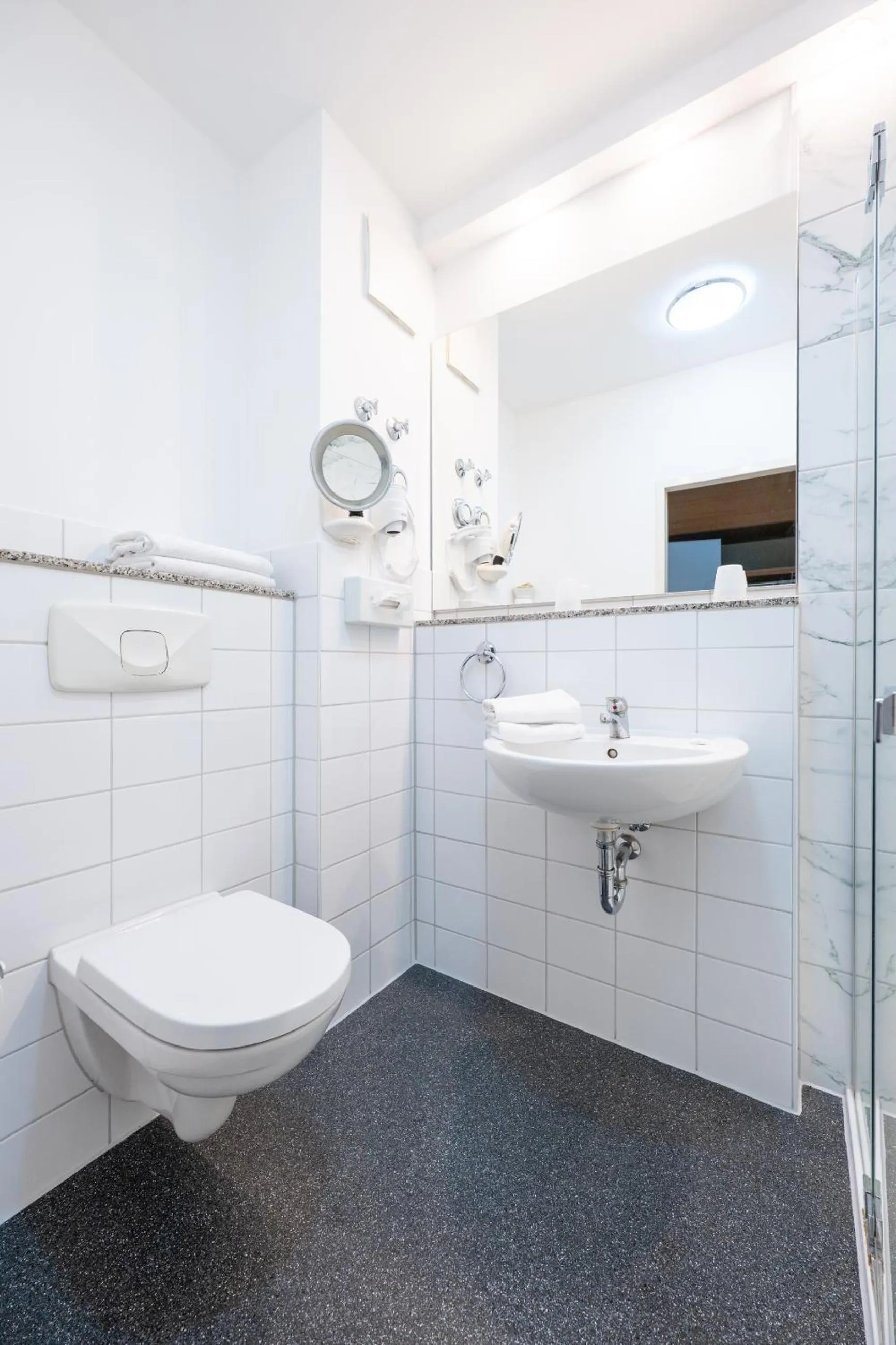 Bathroom in Hotel Hanseport Hamburg