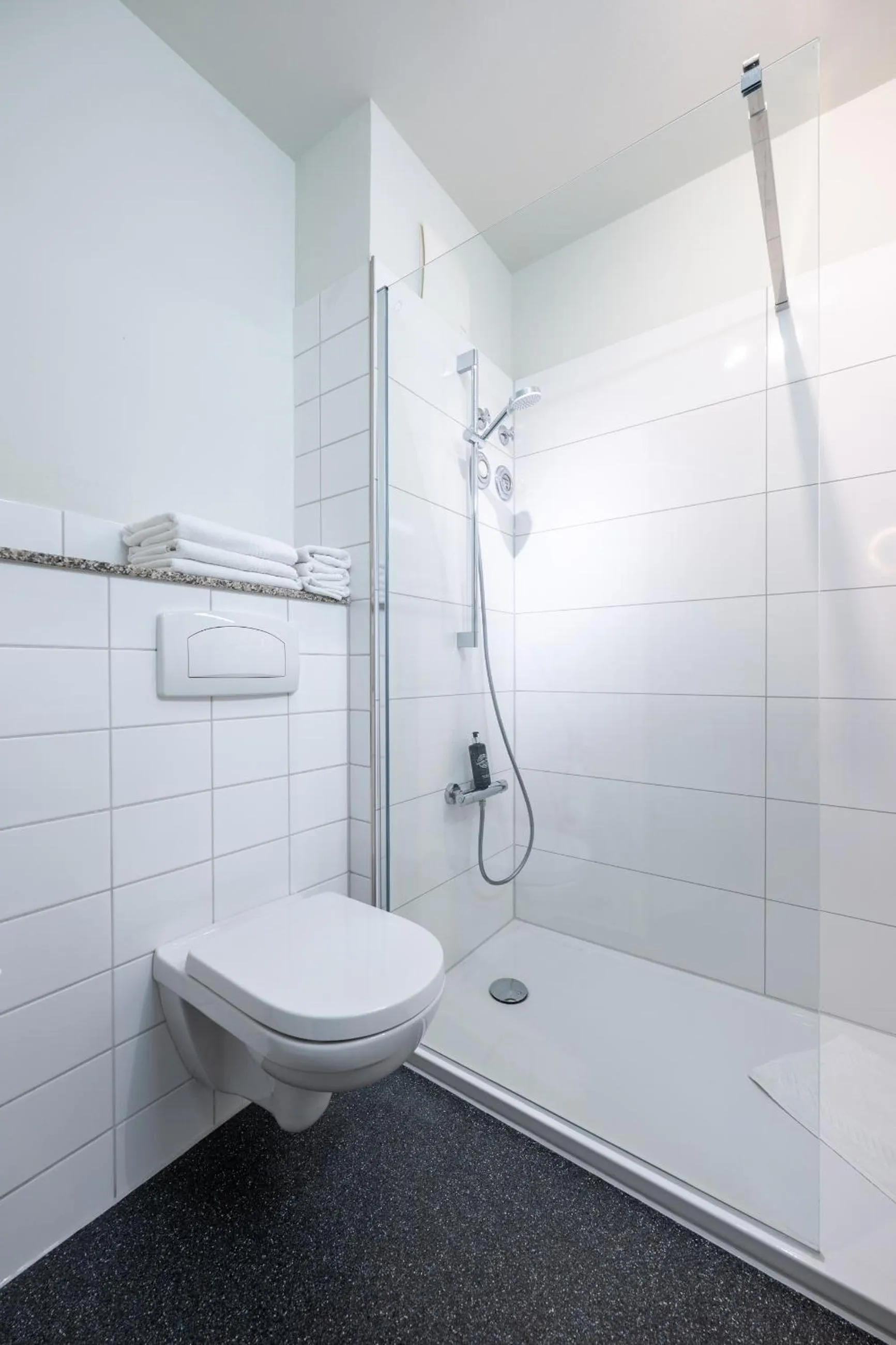 Bathroom in Hotel Hanseport Hamburg