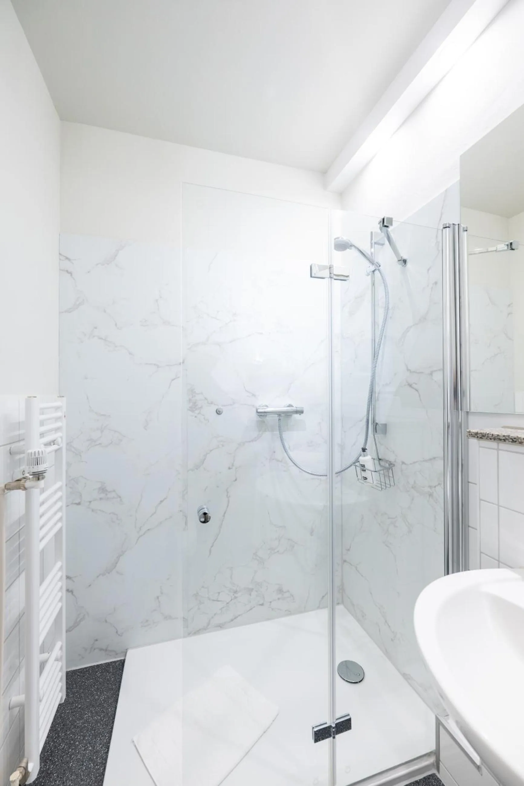 Shower in Hotel Hanseport Hamburg