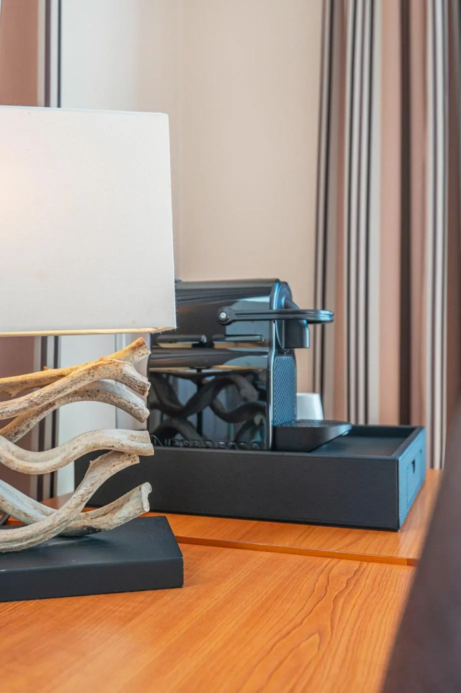 Photo of the whole room in PhiLeRo Hotel Köln