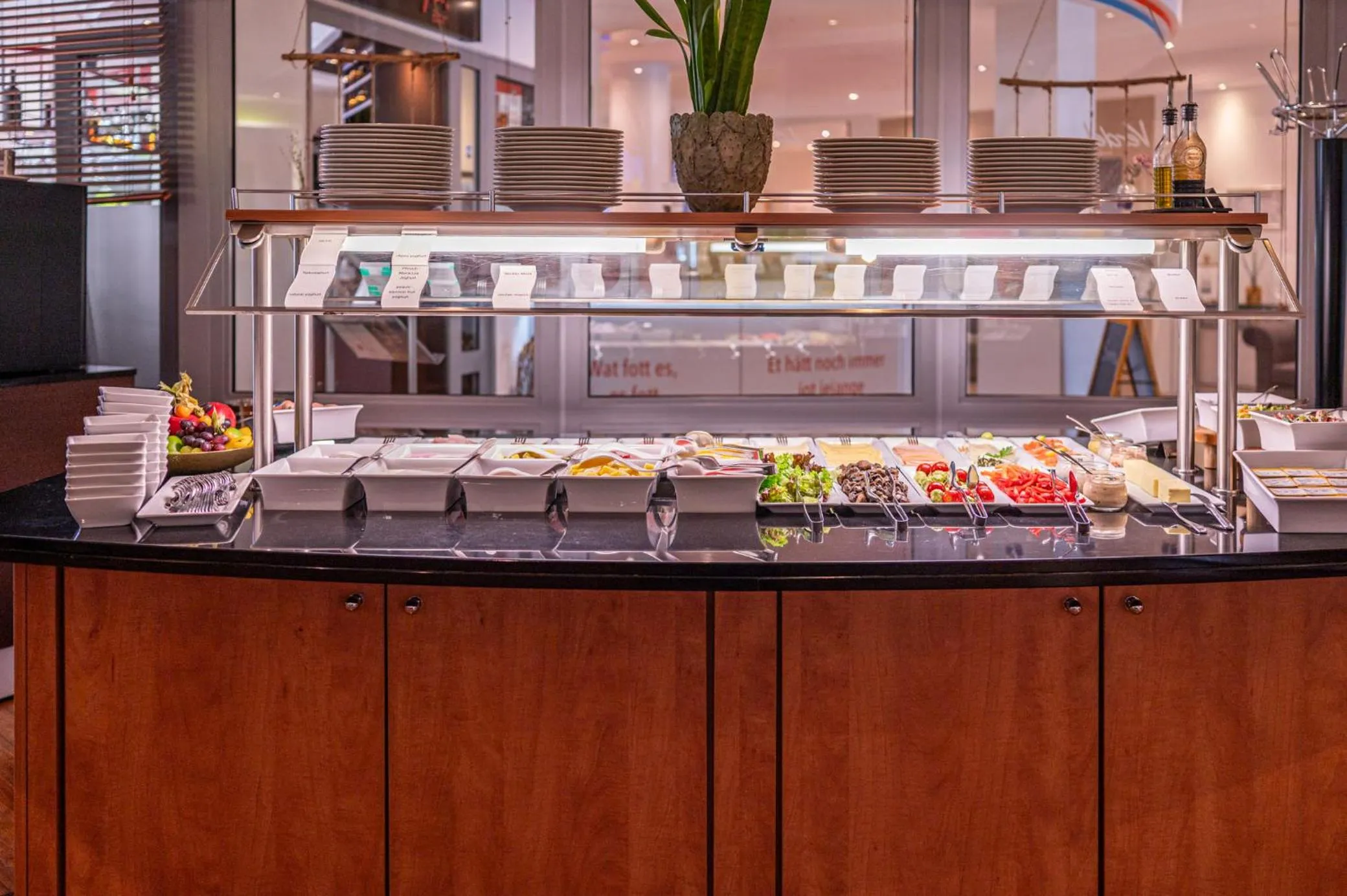 Breakfast in PhiLeRo Hotel Köln