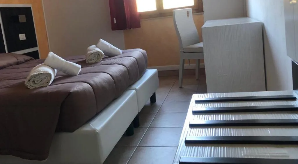 HOTEL FUNTANA E DONNE