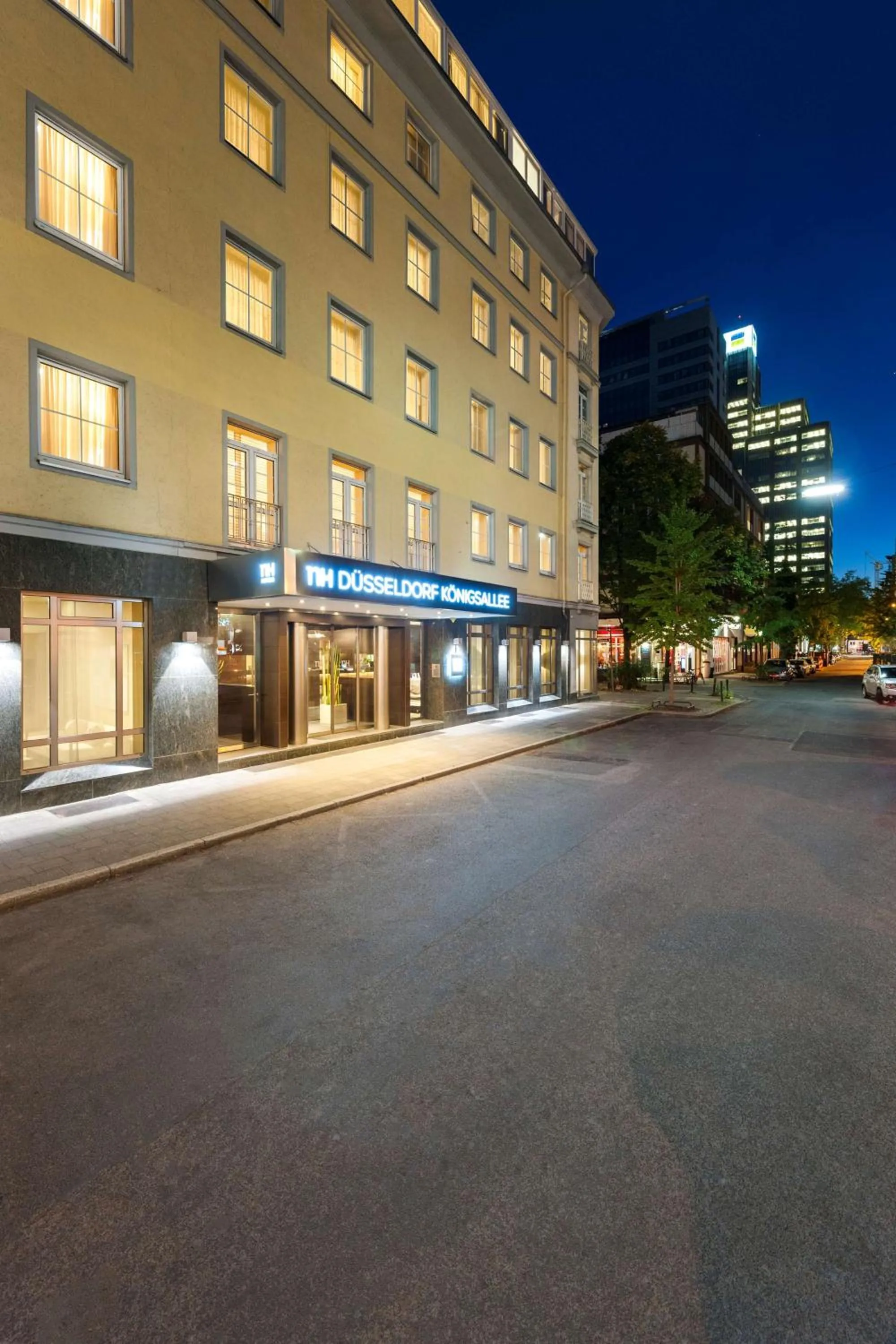 Property building in NH Düsseldorf Königsallee