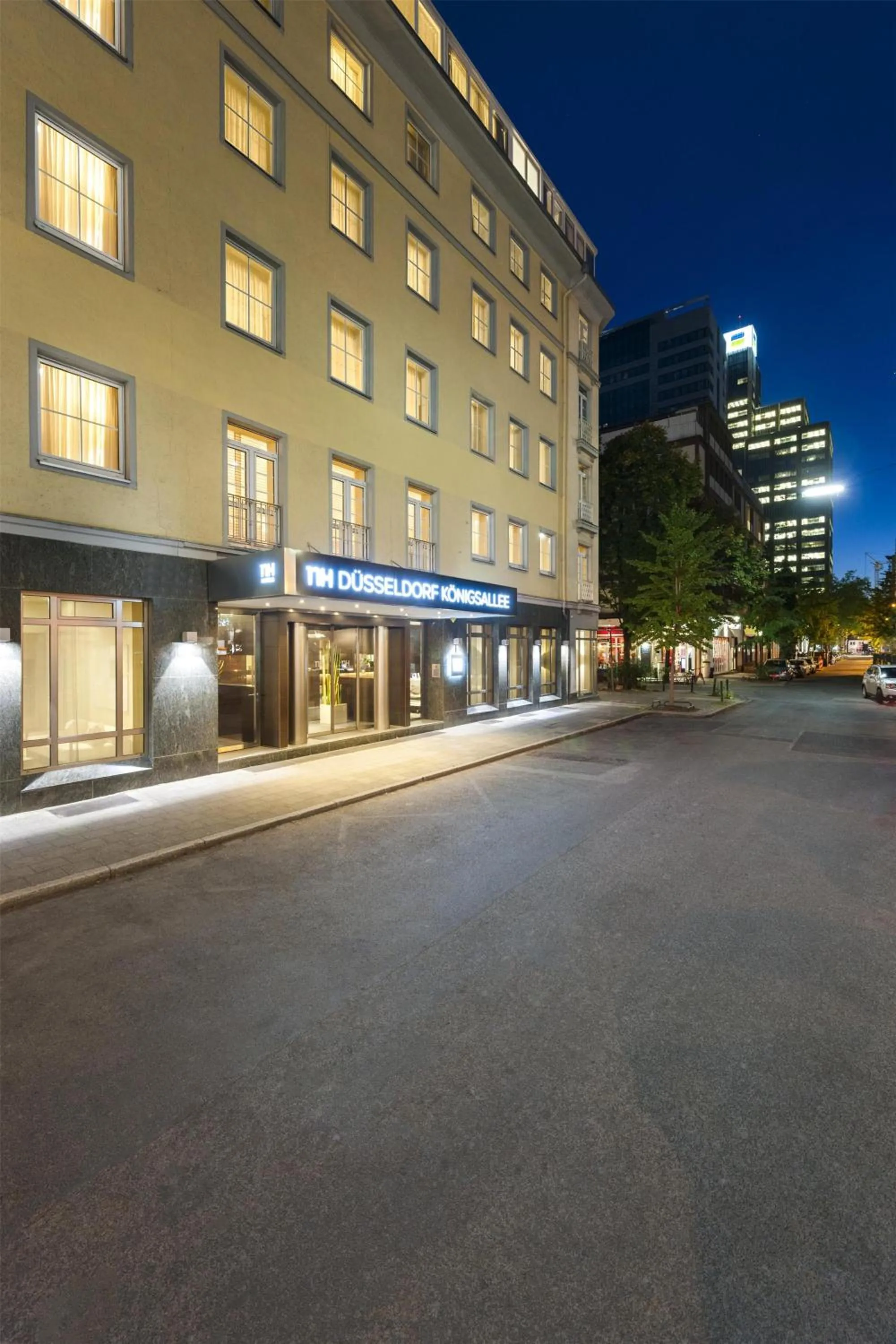 Property building in NH Düsseldorf Königsallee