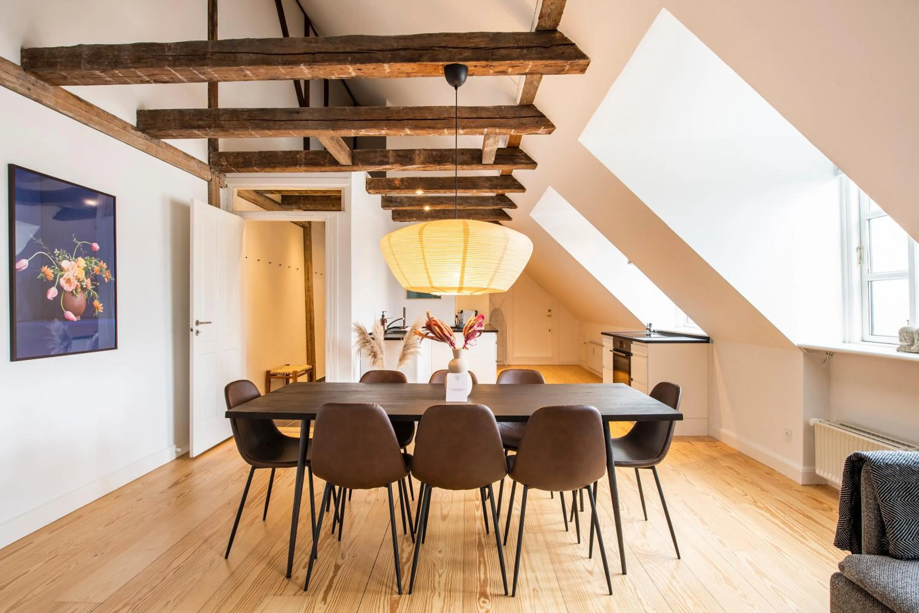 Dining area in Town Hall Penthouse by Daniel&Jacob's