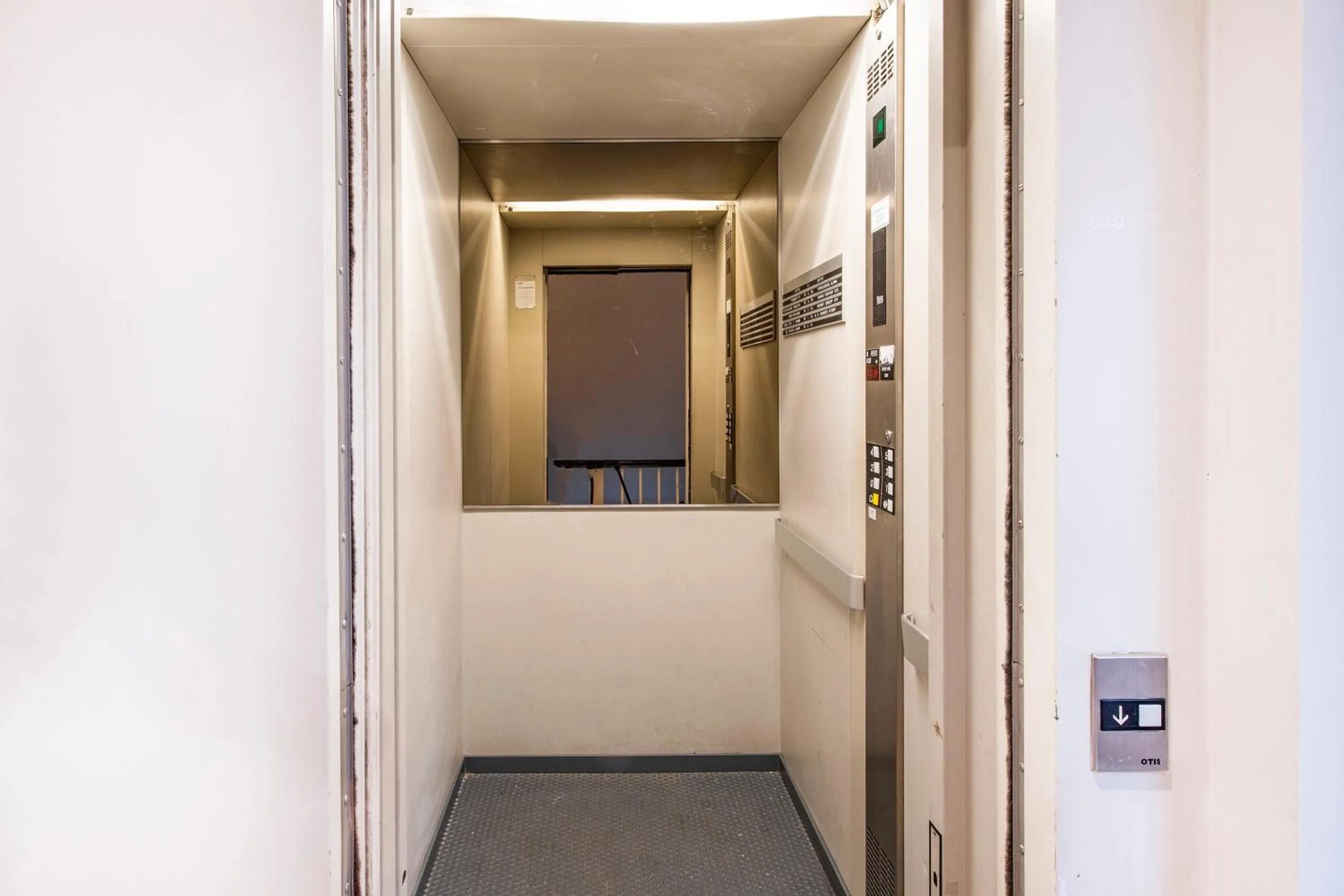 Living room in Town Hall Penthouse by Daniel&Jacob's