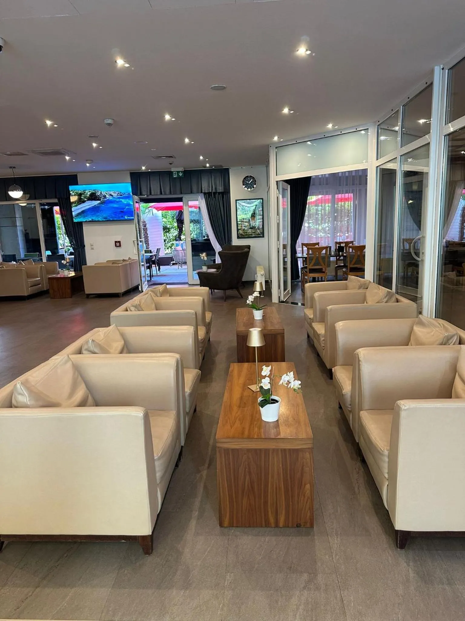 Lounge or bar in City Hotel Frankfurt Bad Vilbel