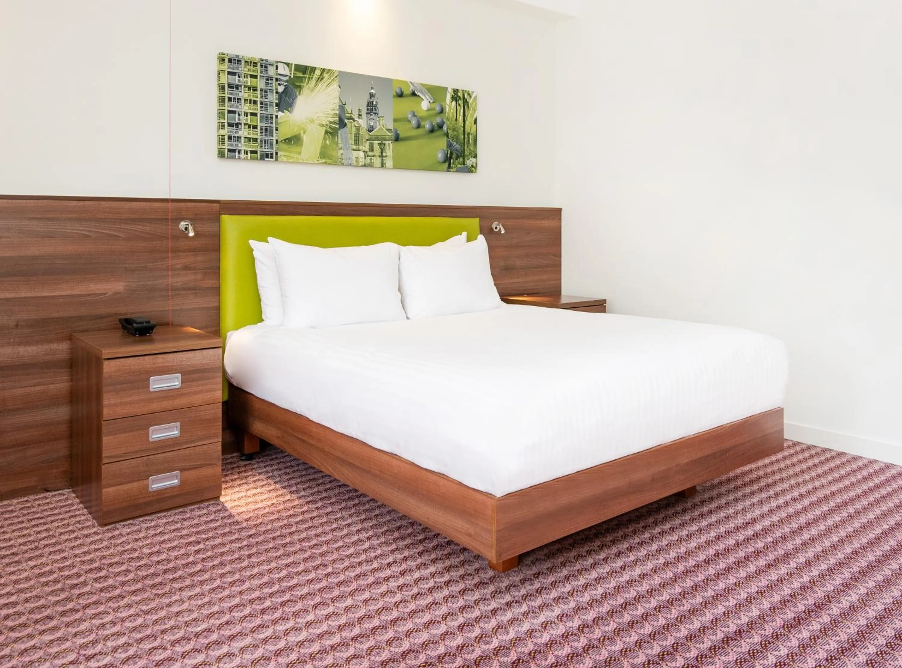 Bed in Hampton by Hilton Sheffield