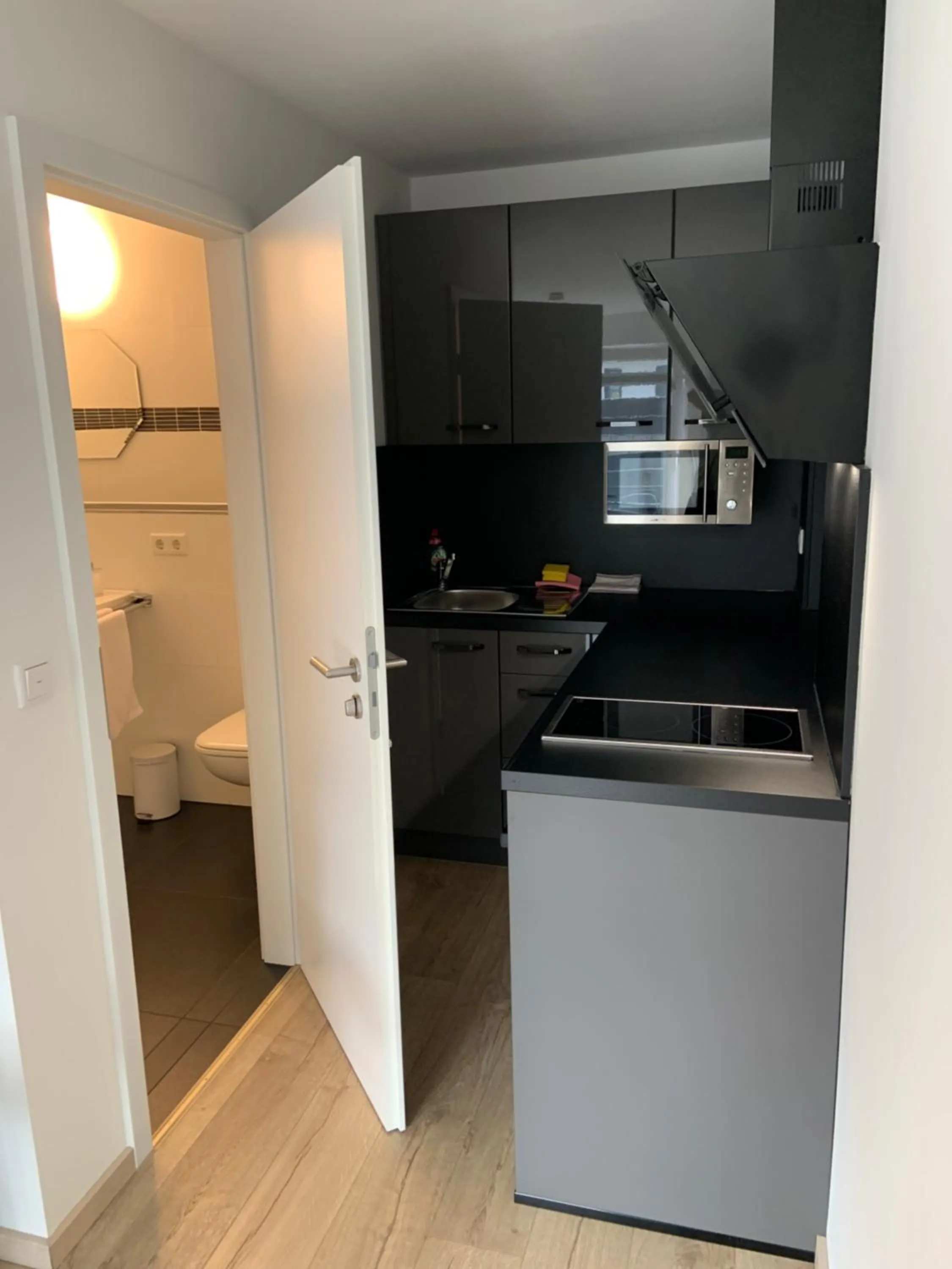 Bathroom in BestBoarding24