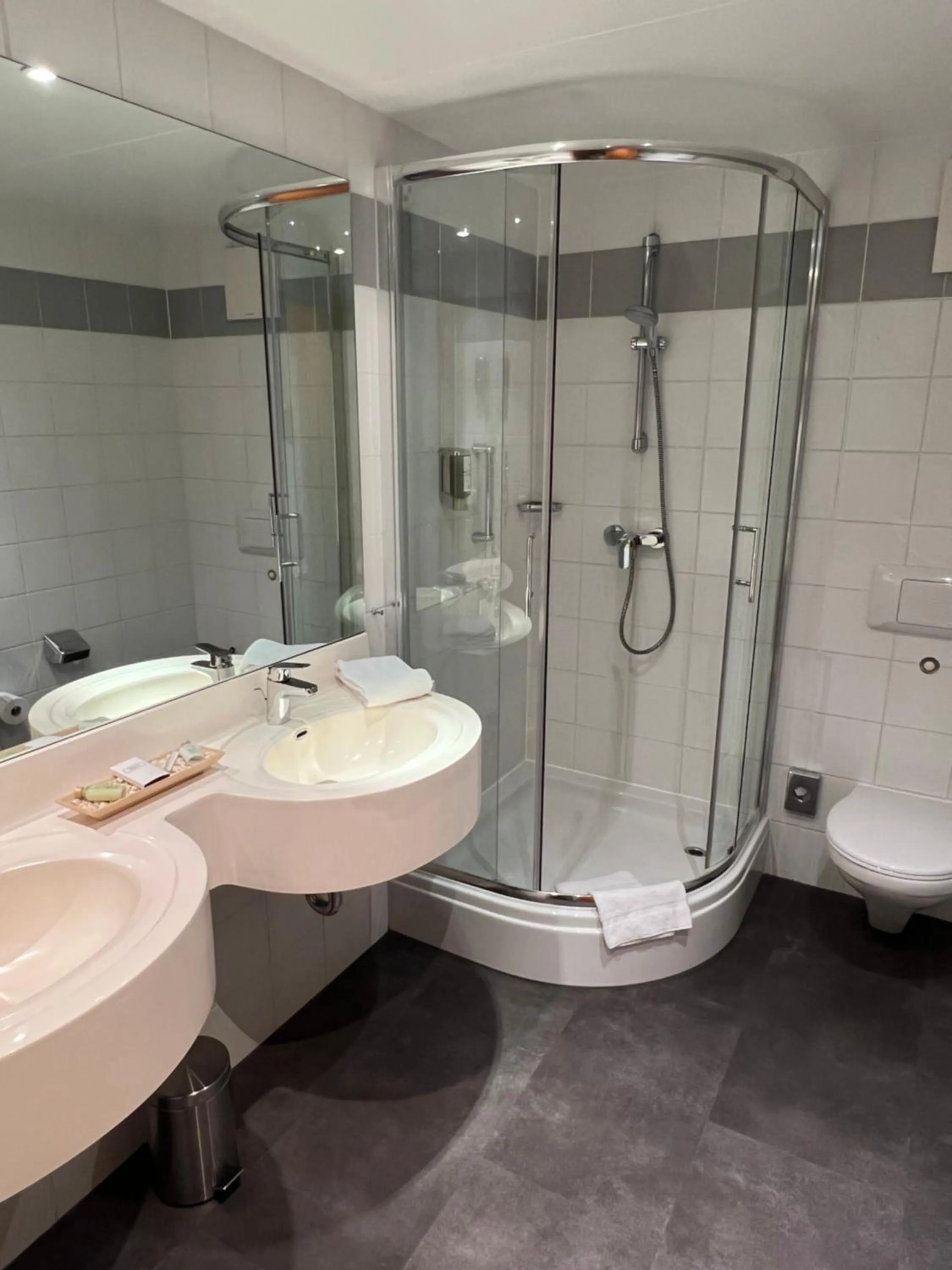 Bathroom in Parkhotel Diani