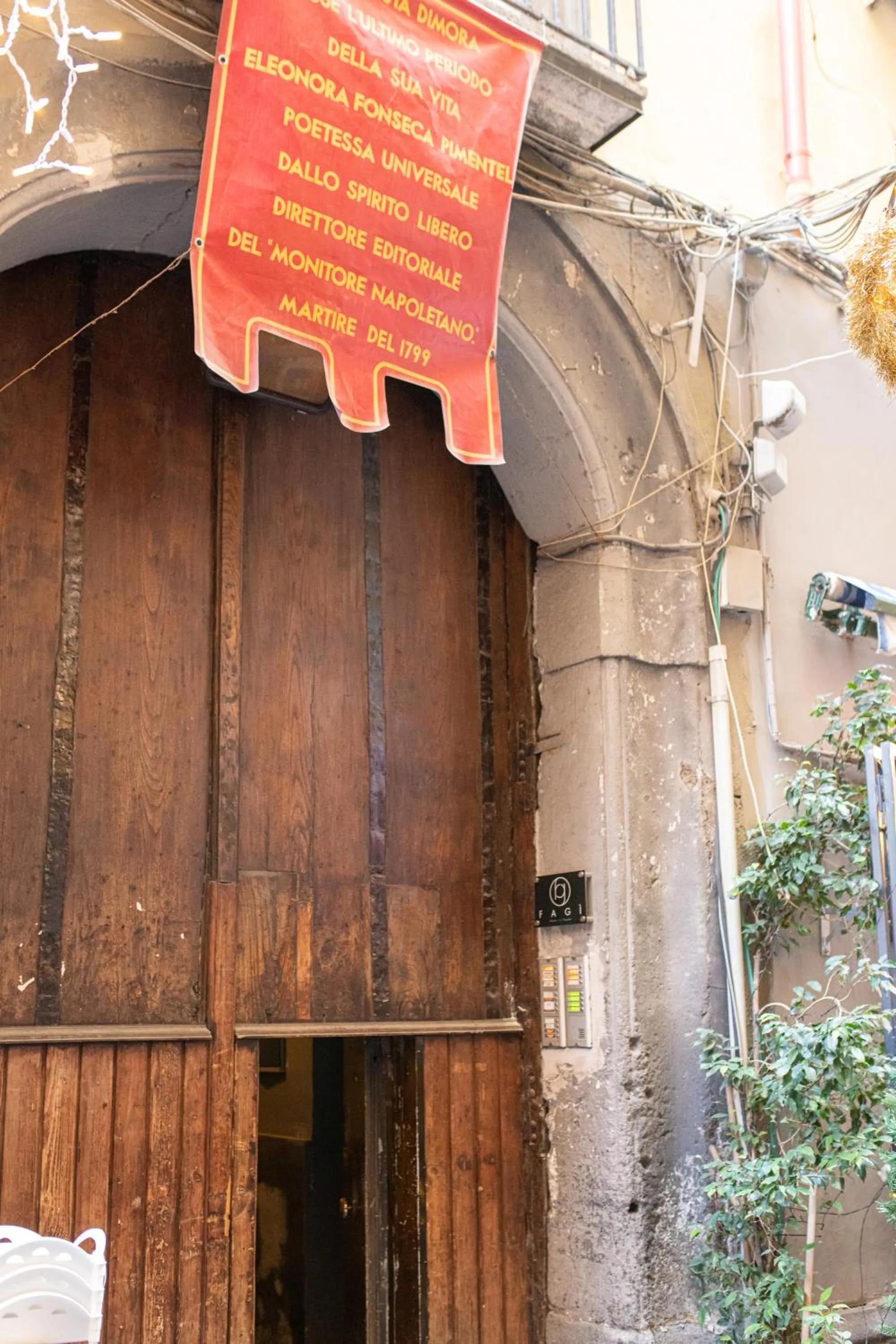 FAGì Rooms In Naples