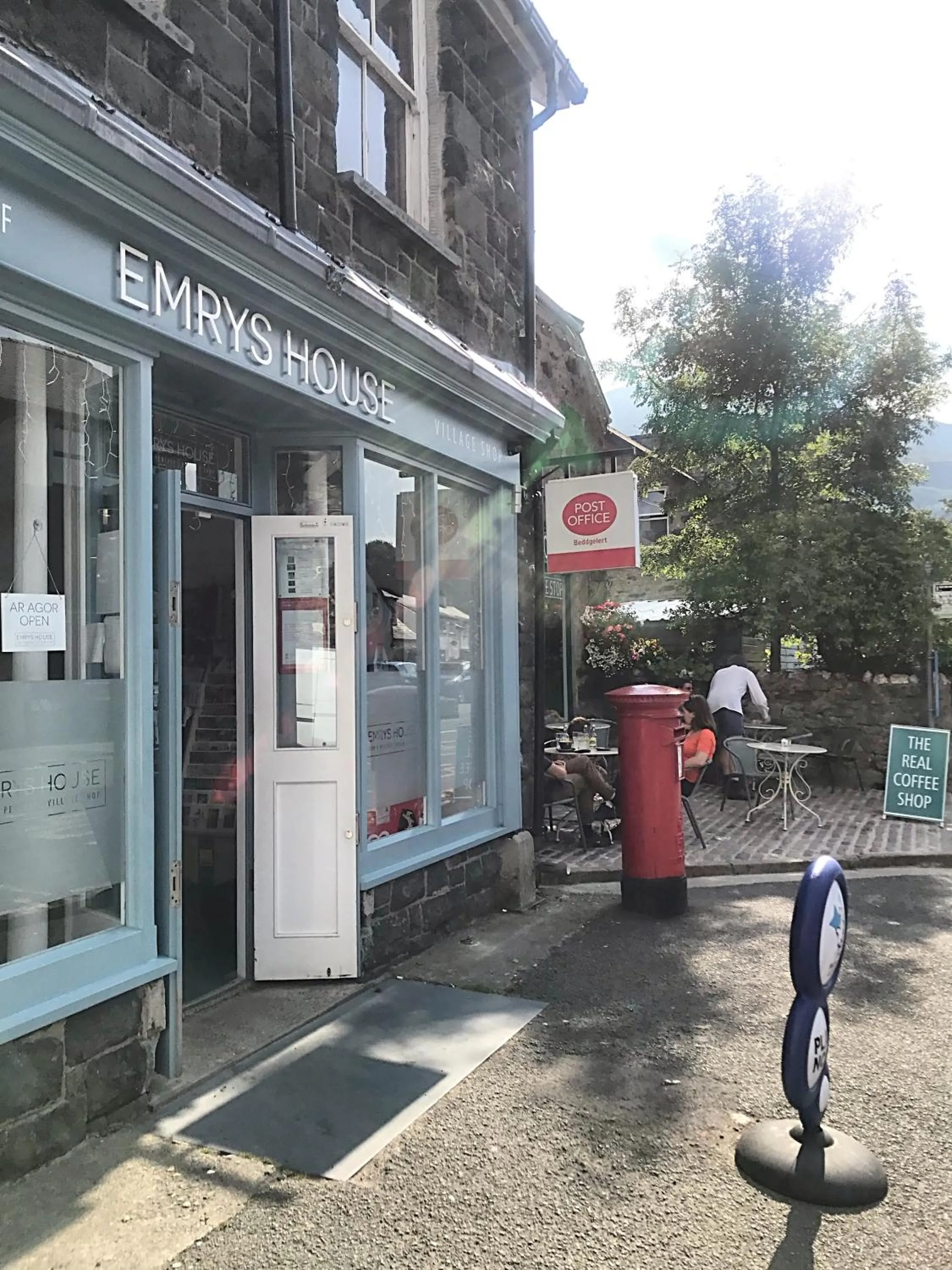 Neighbourhood in Snowdonia Stone Cottage