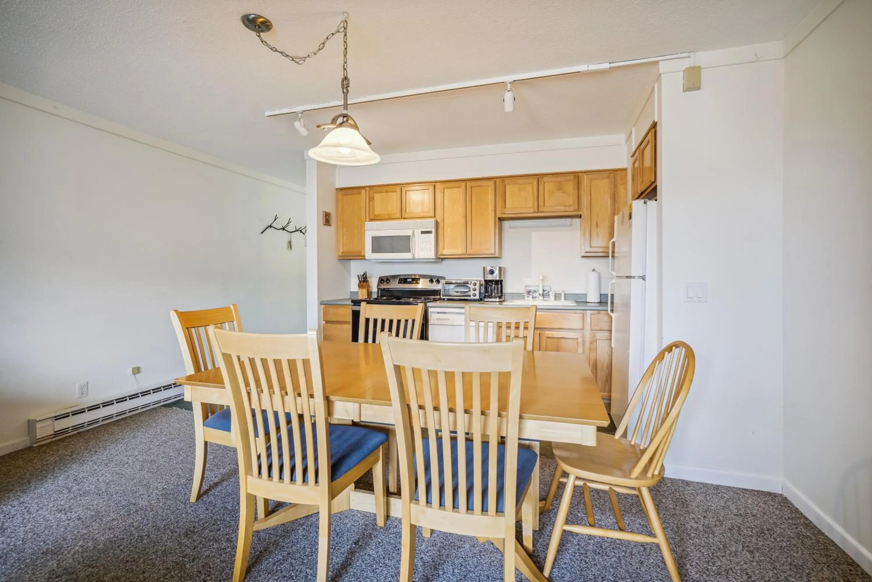 Dining area in Three bedroom condo, Ski home Whiffletree E7
