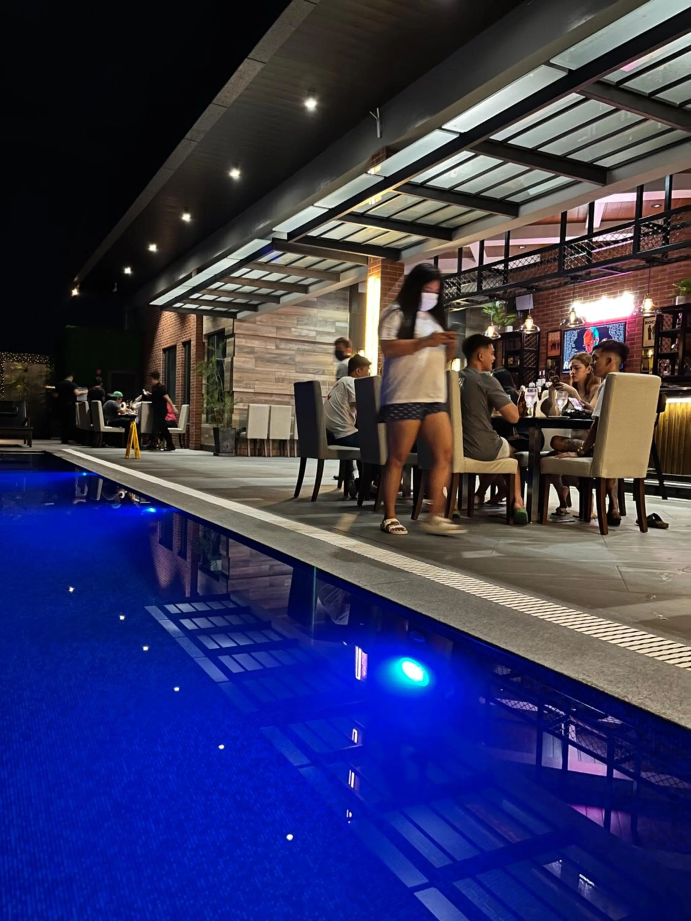 Lounge or bar in Capitol Hill Hotel and Suites