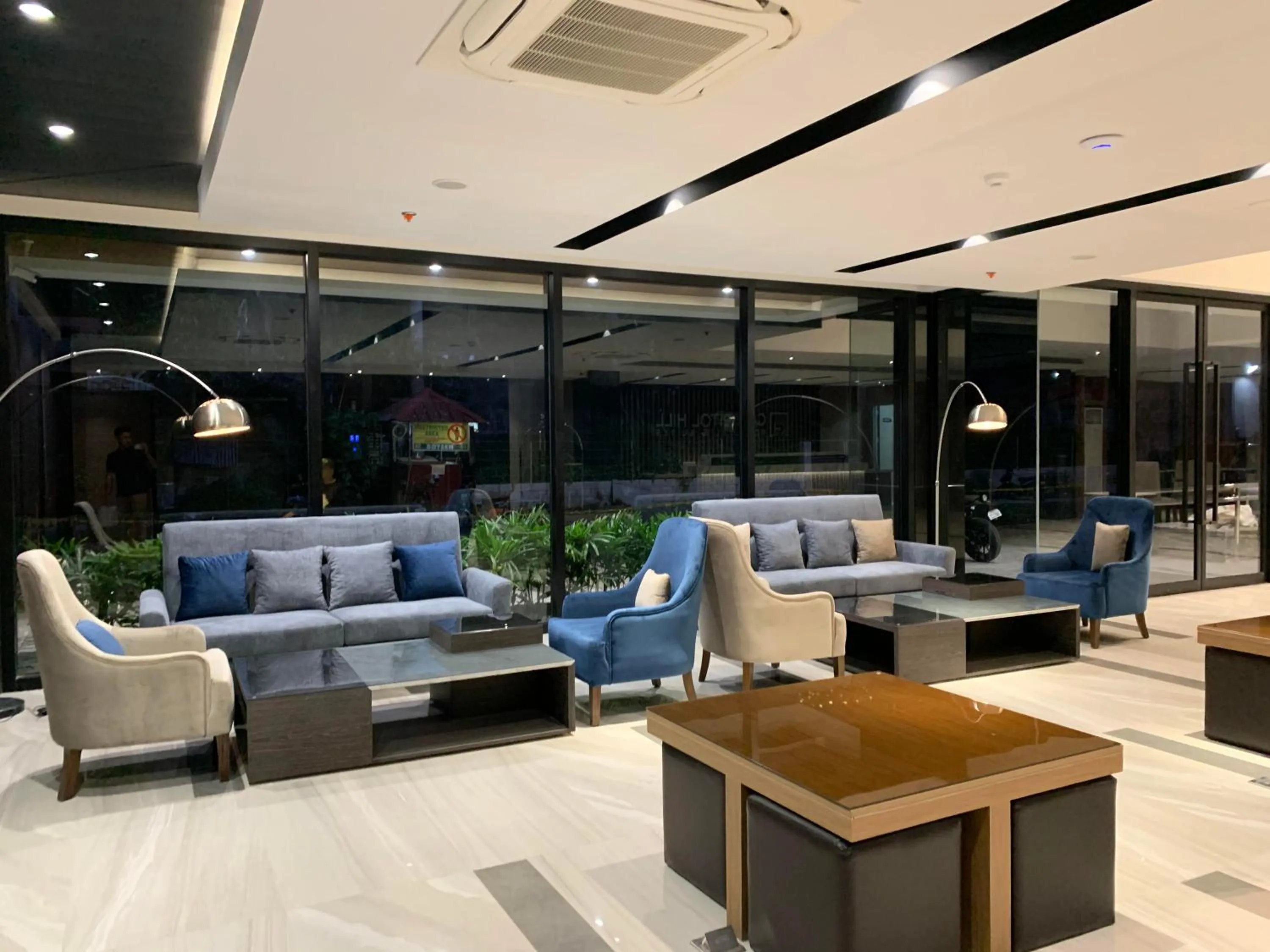 Lobby or reception in Capitol Hill Hotel and Suites