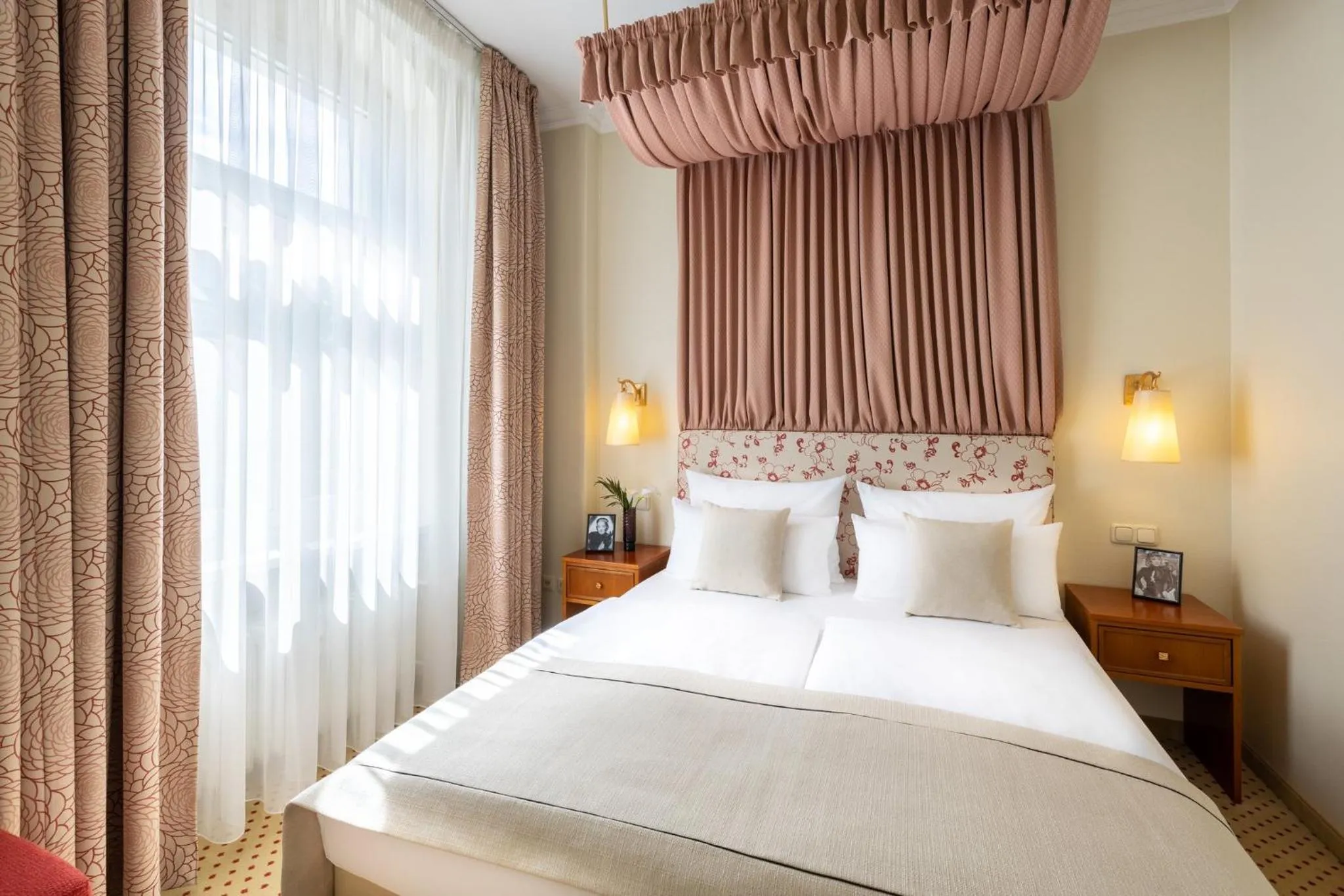 Bedroom in Garner Hotel Berlin - Messe by IHG