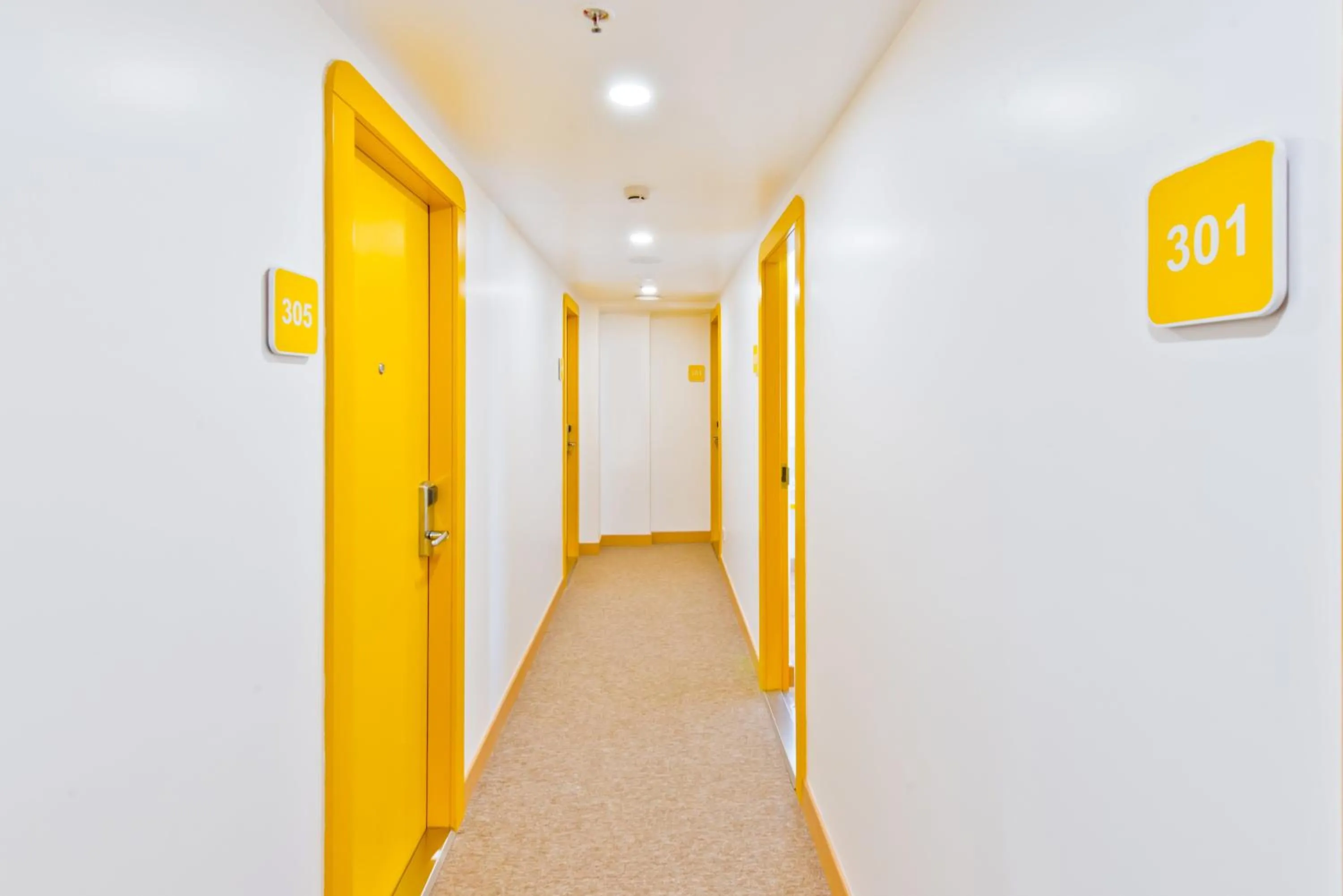 Area and facilities in bloomrooms @ City Centre