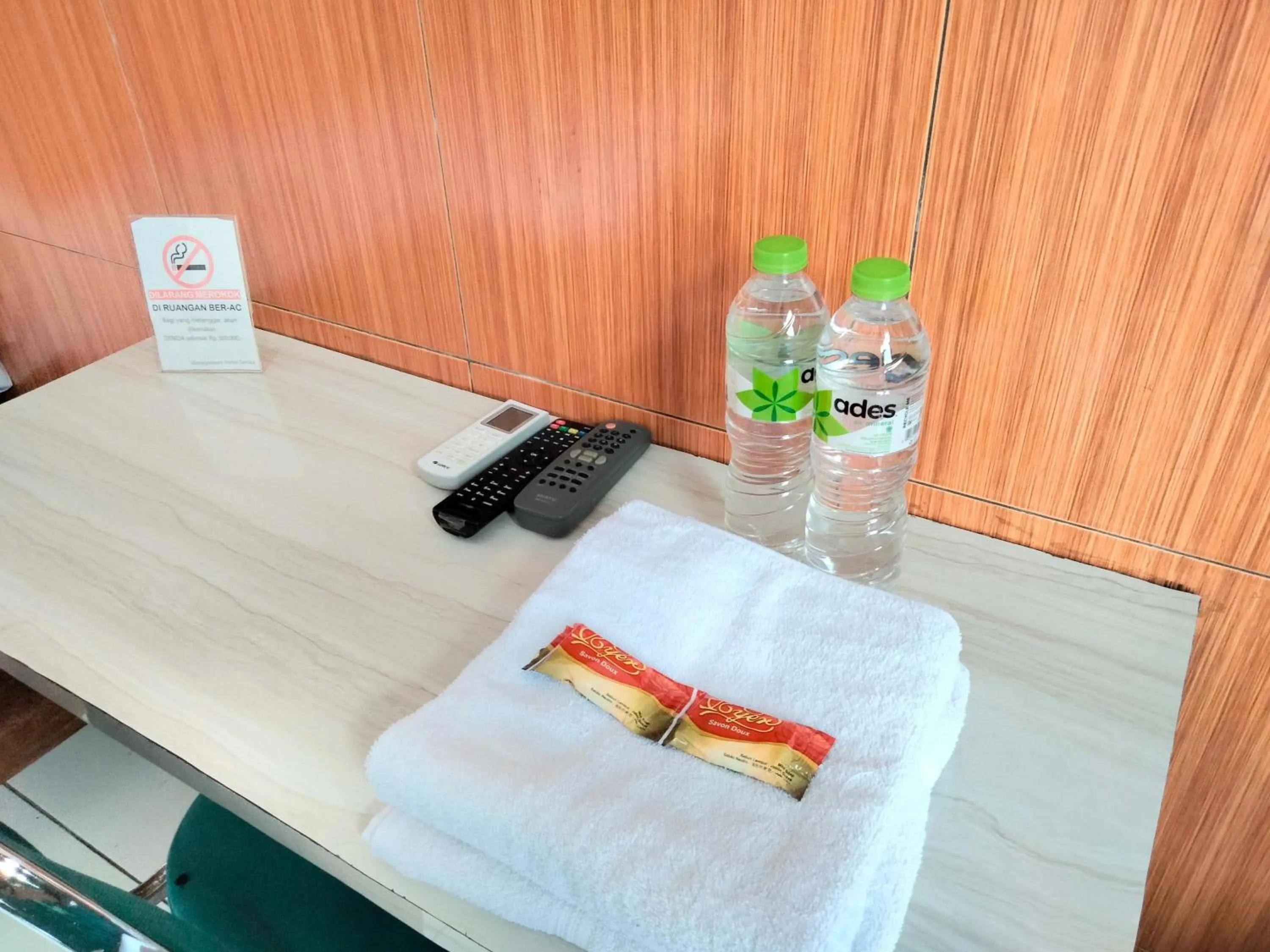 Bedroom in Sartika Hotel Mitra RedDoorz Pati