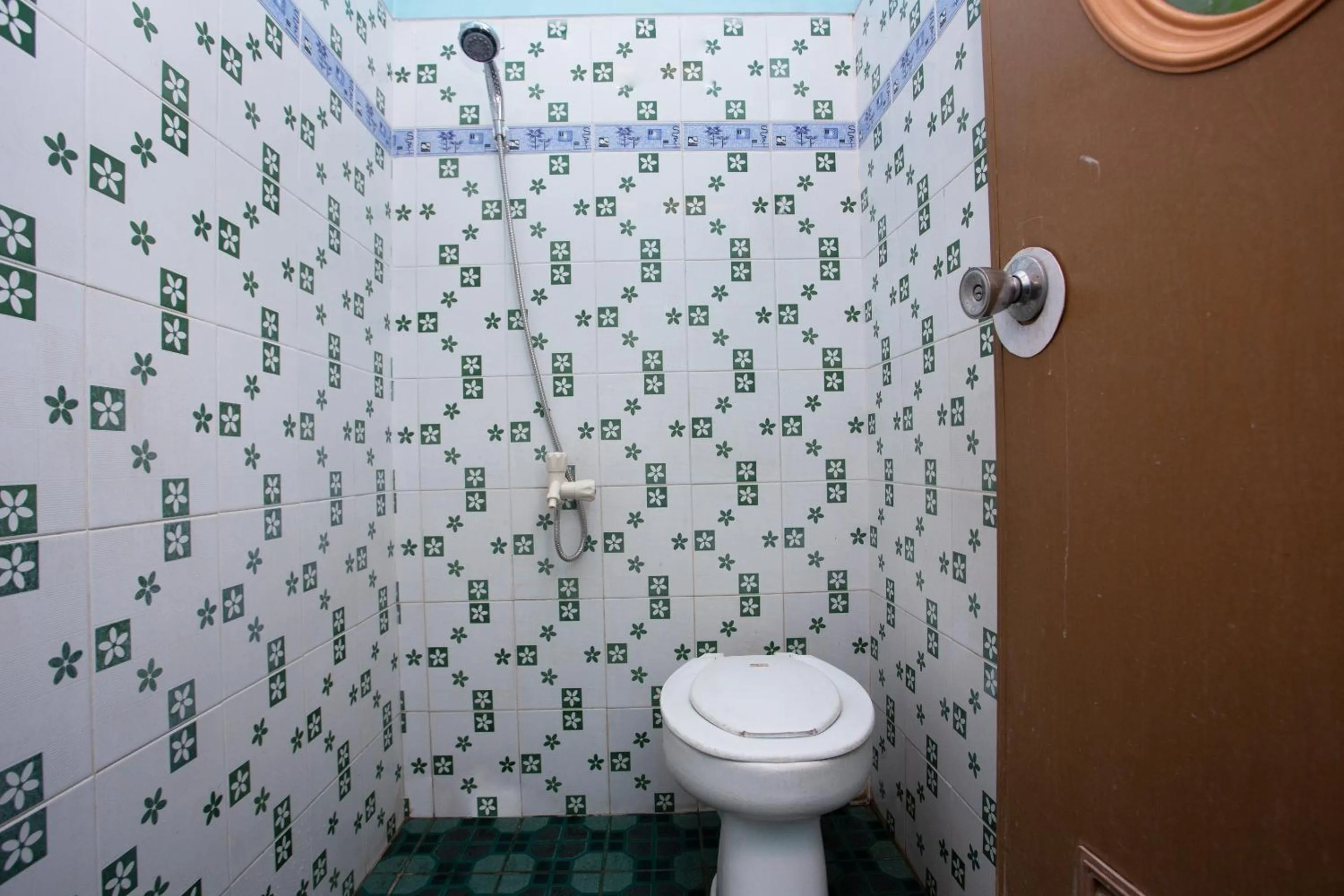 Bathroom in Hotel O Budi