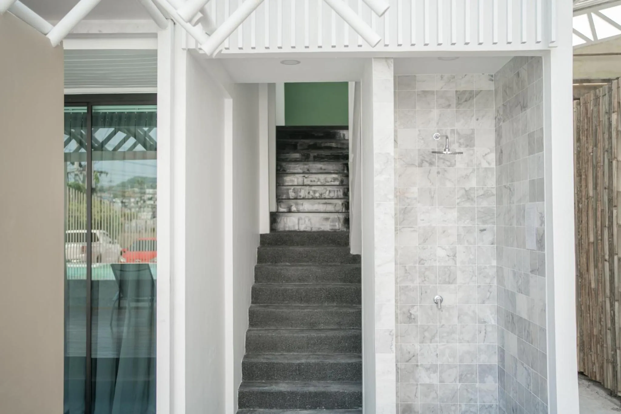 Facade/entrance in Yanud Residence
