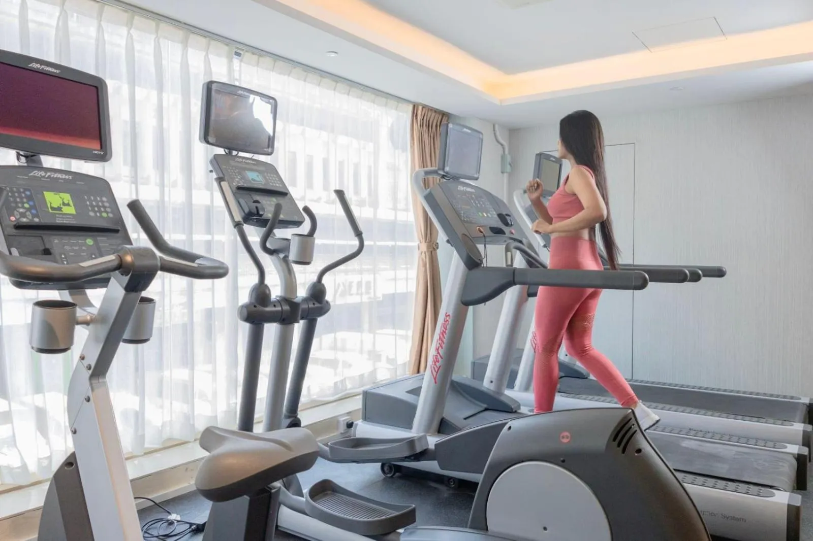 Fitness centre/facilities in Yangon Thanlwin Hotel