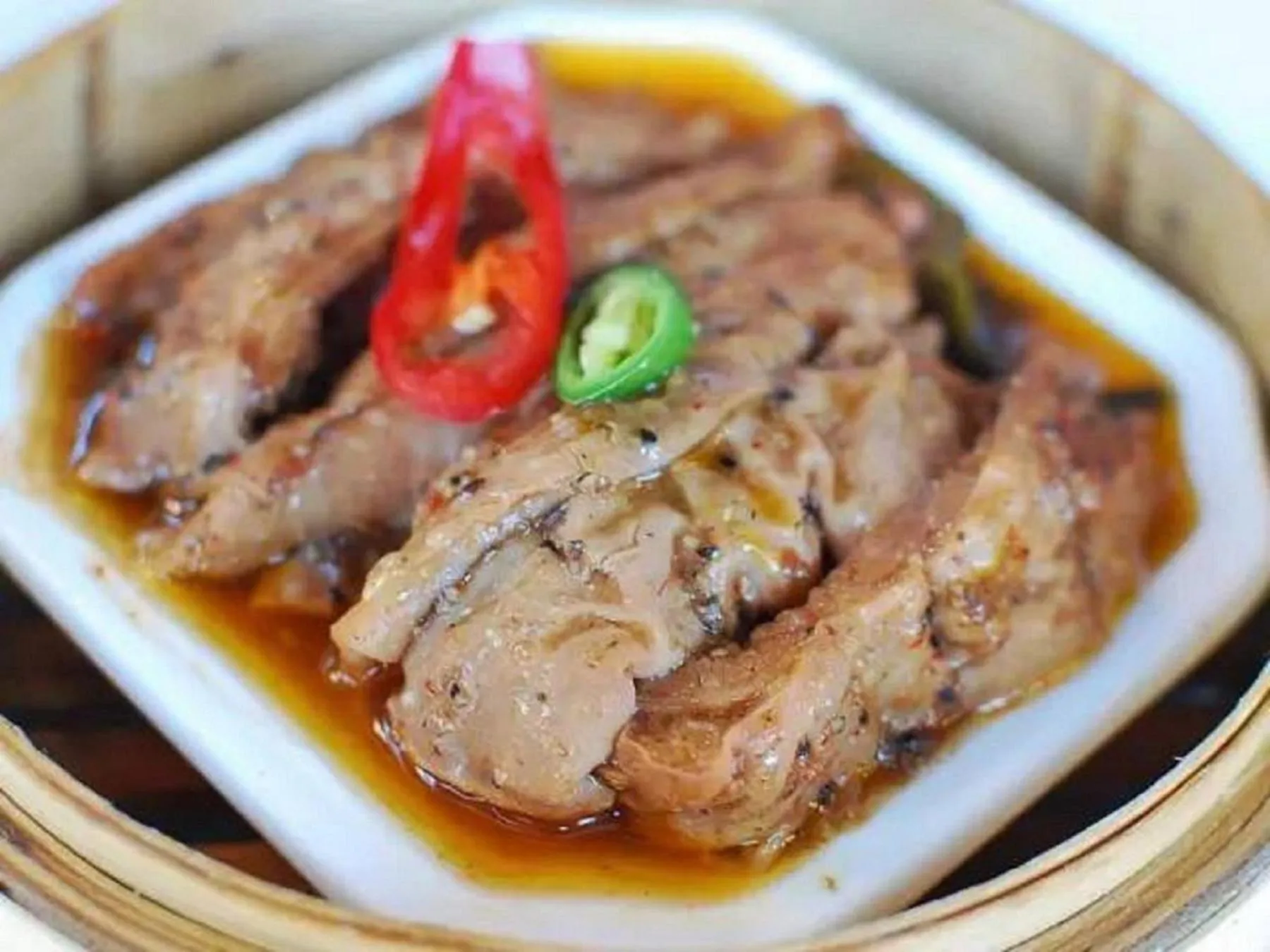 Food and drinks in Yangon Thanlwin Hotel