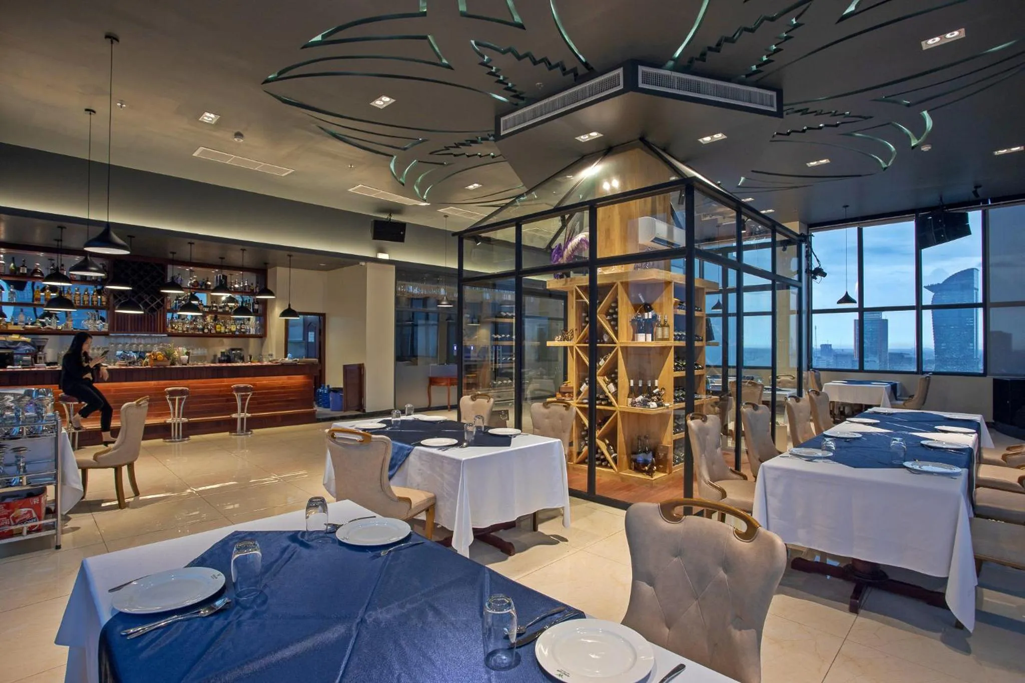 Restaurant/places to eat in Poulo Wai Hotel, Trademark Collection by Wyndham