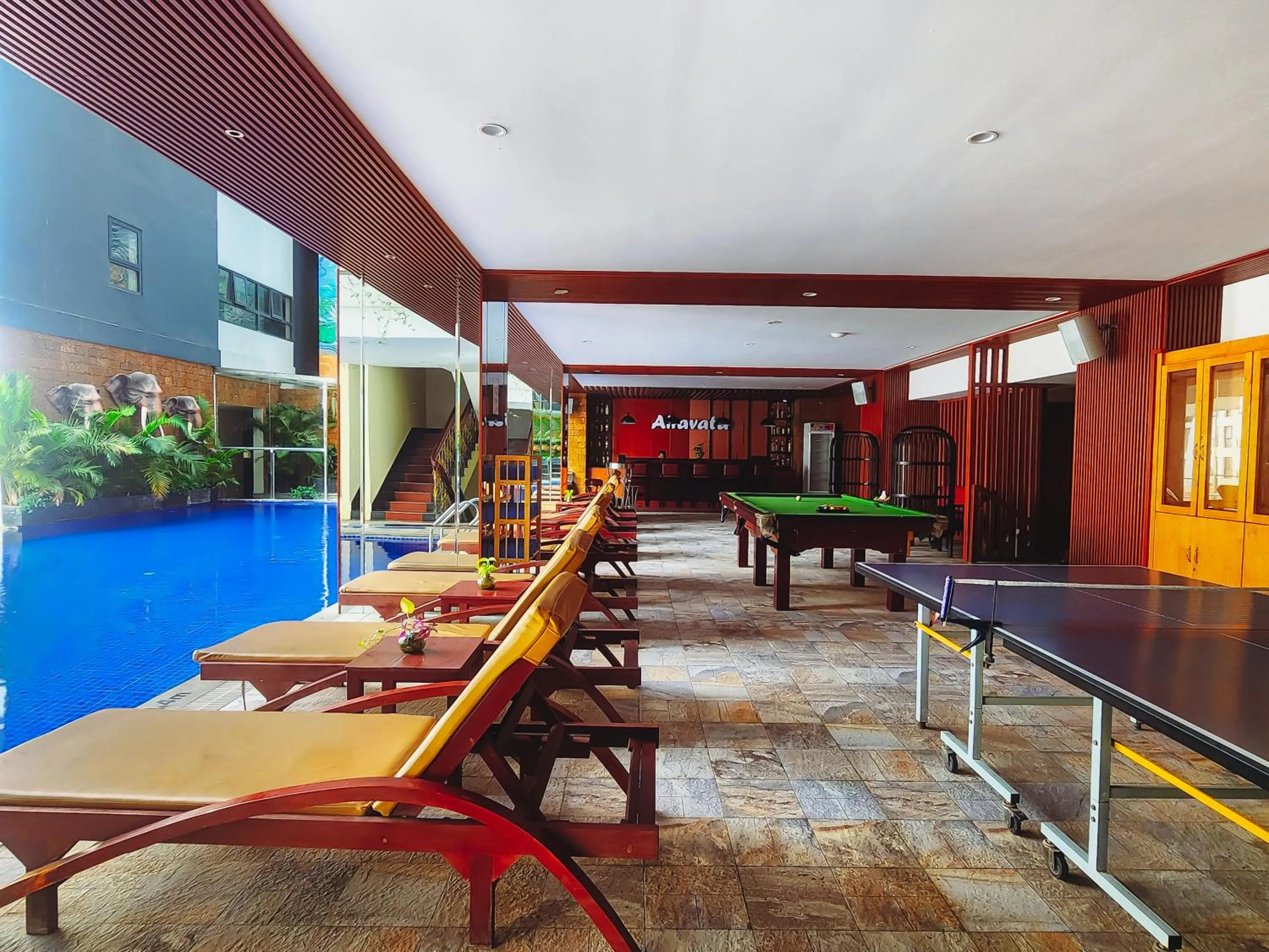Swimming pool in Poulo Wai Hotel, Trademark Collection by Wyndham