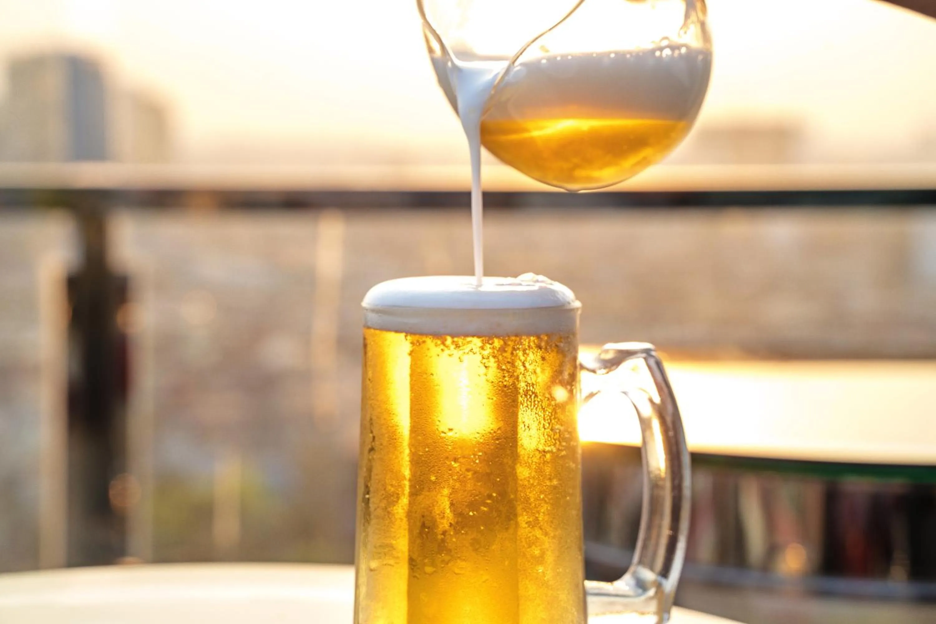 Lounge or bar in Poulo Wai Hotel, Trademark Collection by Wyndham