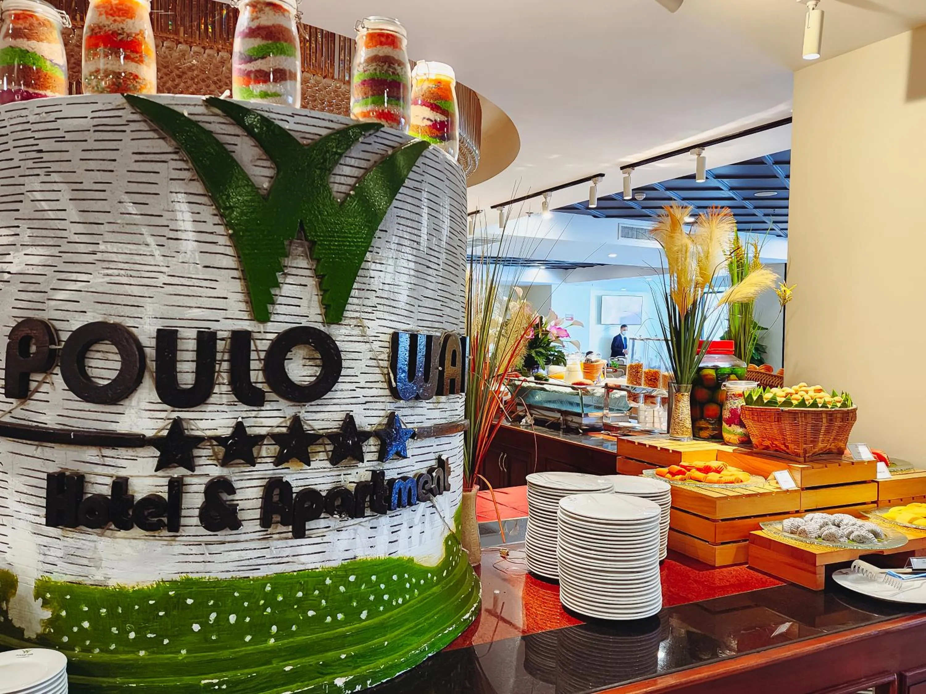 Restaurant/places to eat in Poulo Wai Hotel, Trademark Collection by Wyndham