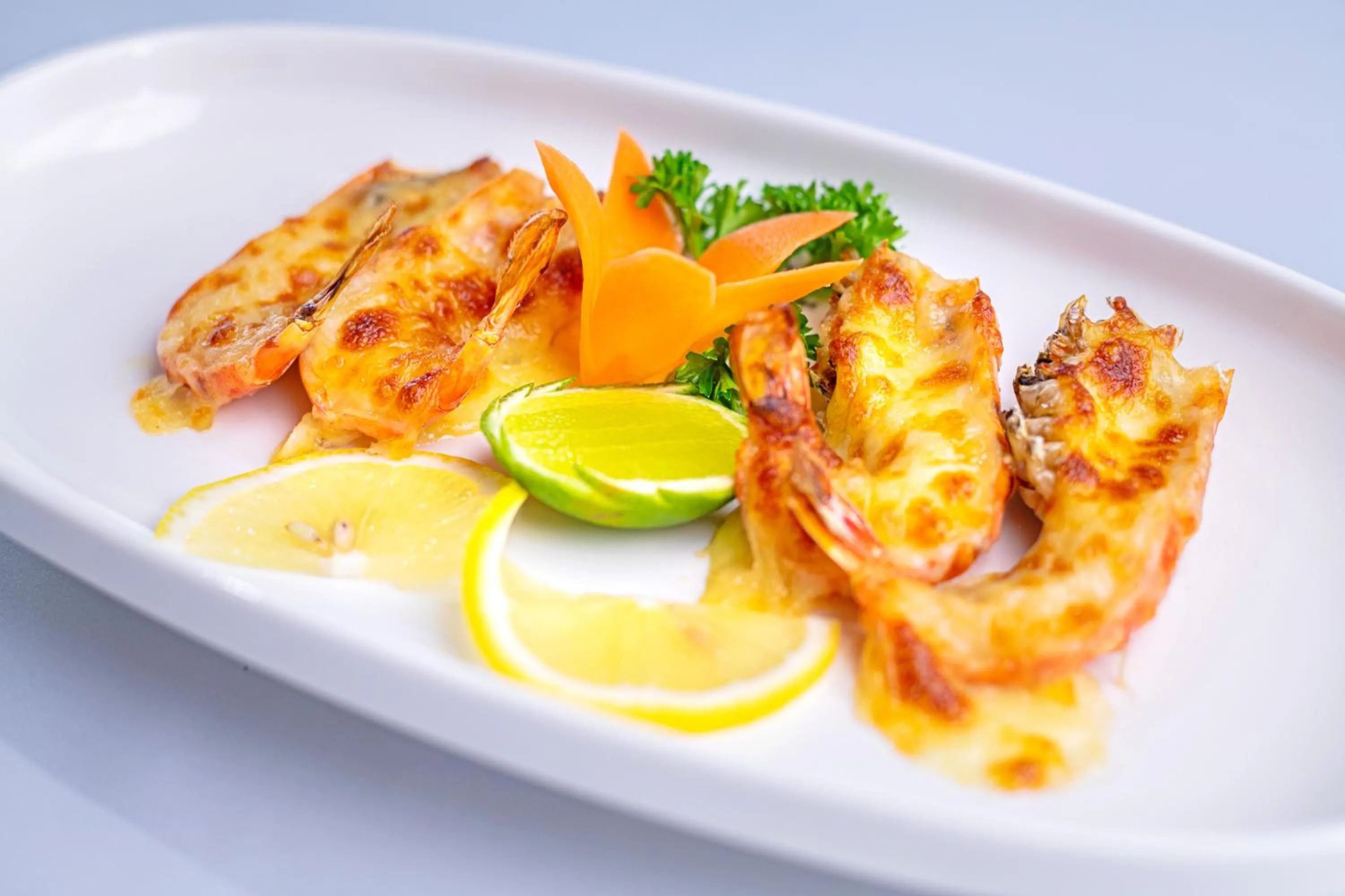 Lounge or bar in Poulo Wai Hotel, Trademark Collection by Wyndham