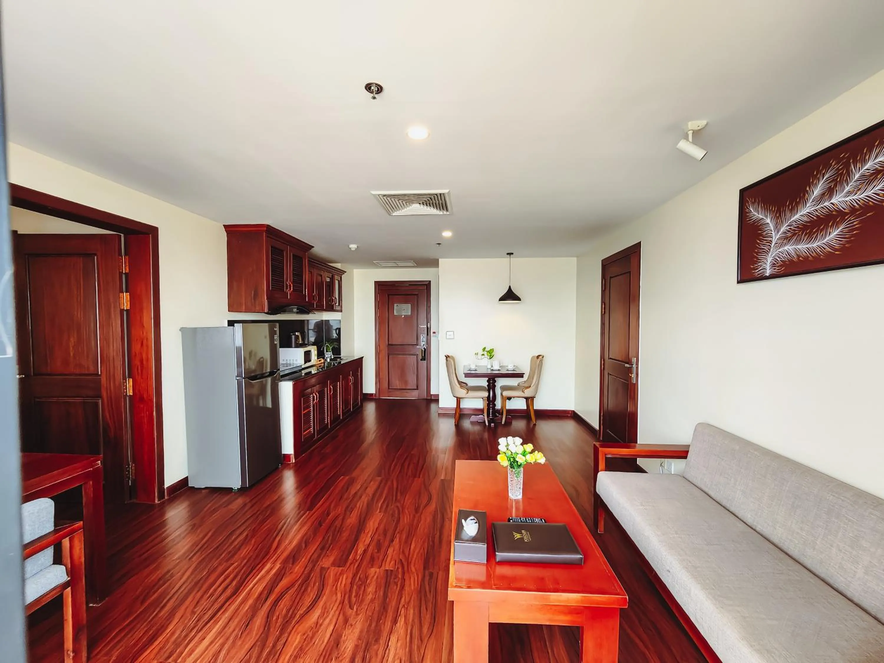 Kitchen or kitchenette in Poulo Wai Hotel, Trademark Collection by Wyndham