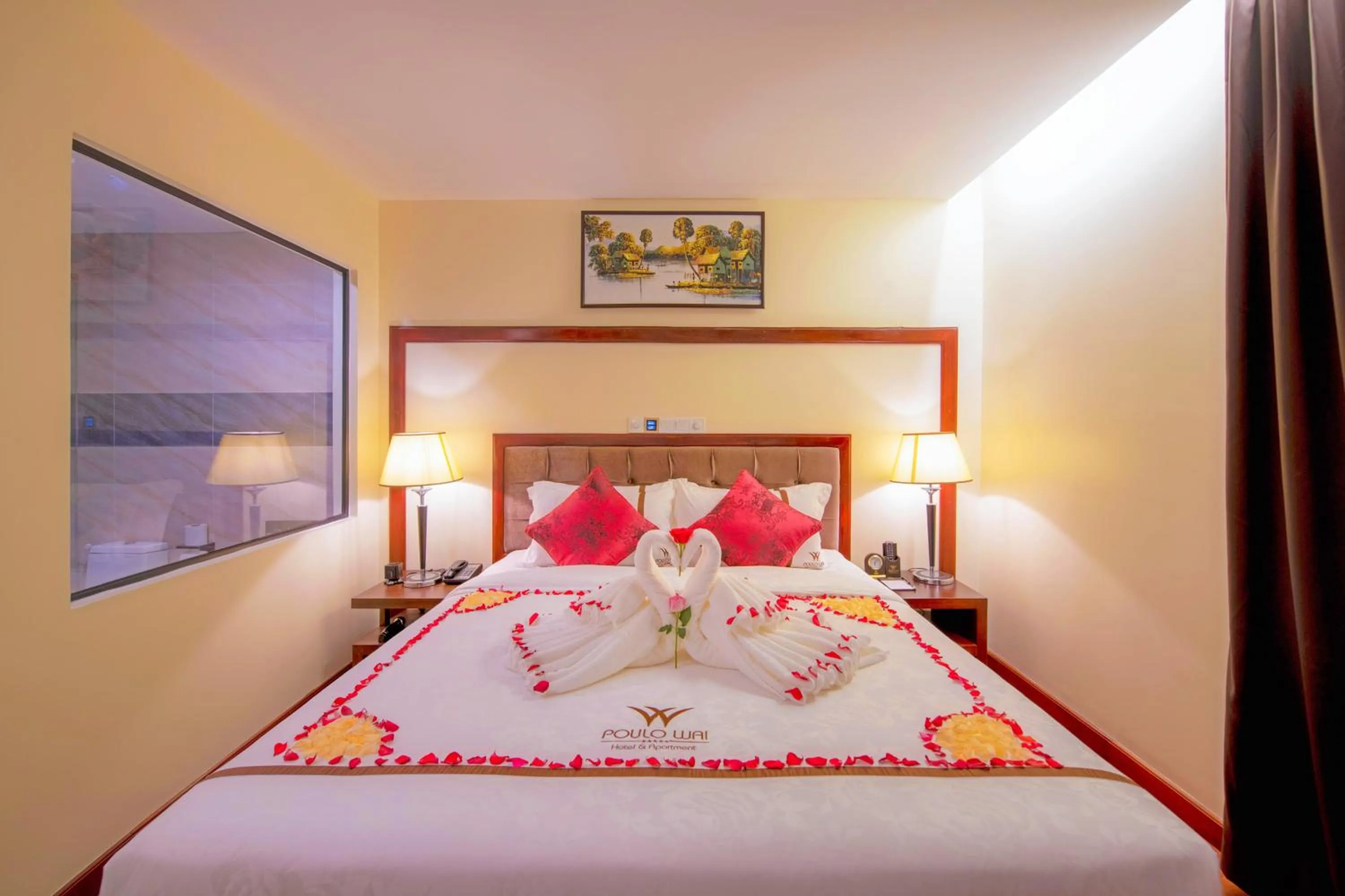 Bed in Poulo Wai Hotel, Trademark Collection by Wyndham